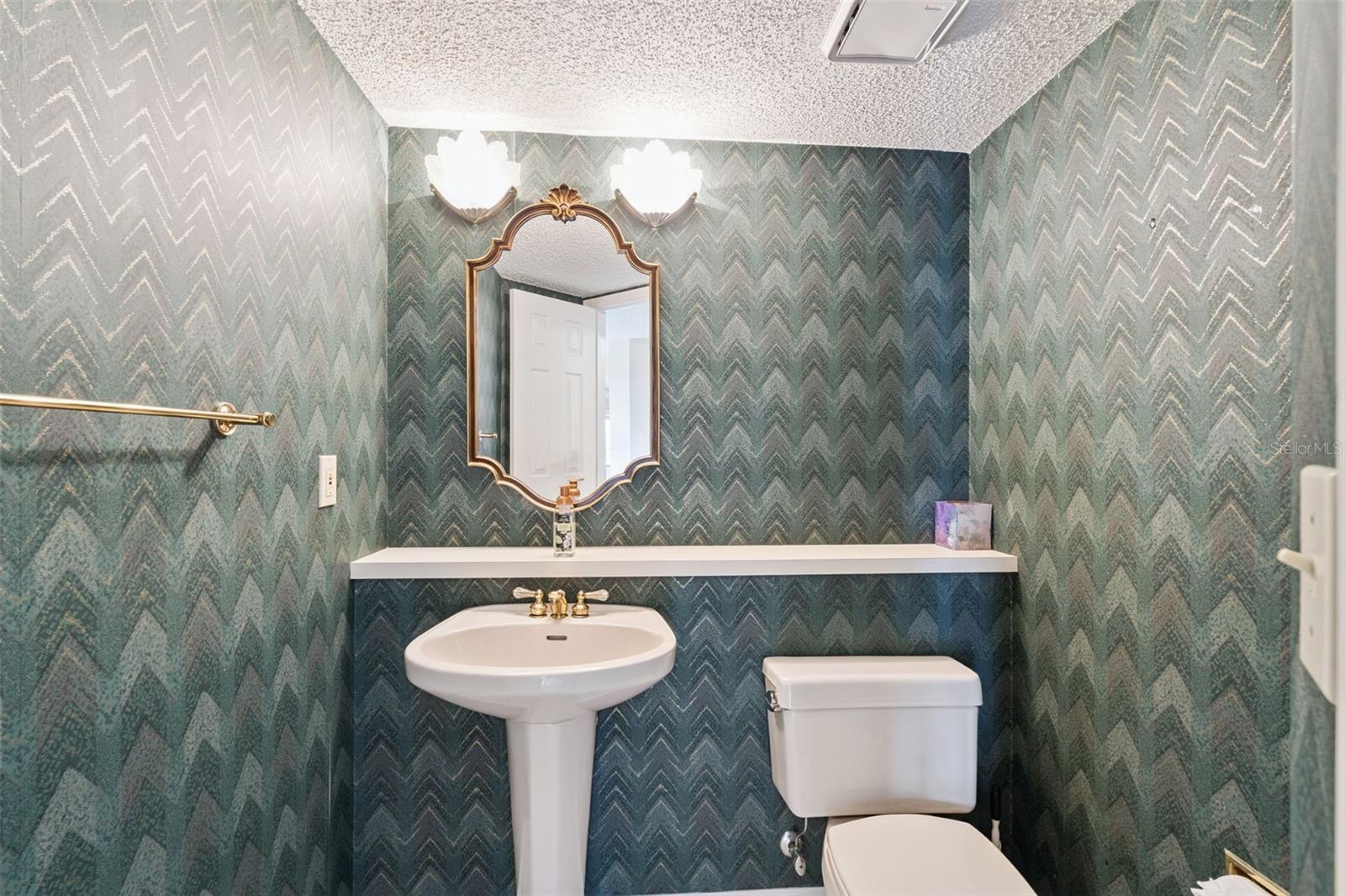 DEER ISLAND ESTATES - Residential