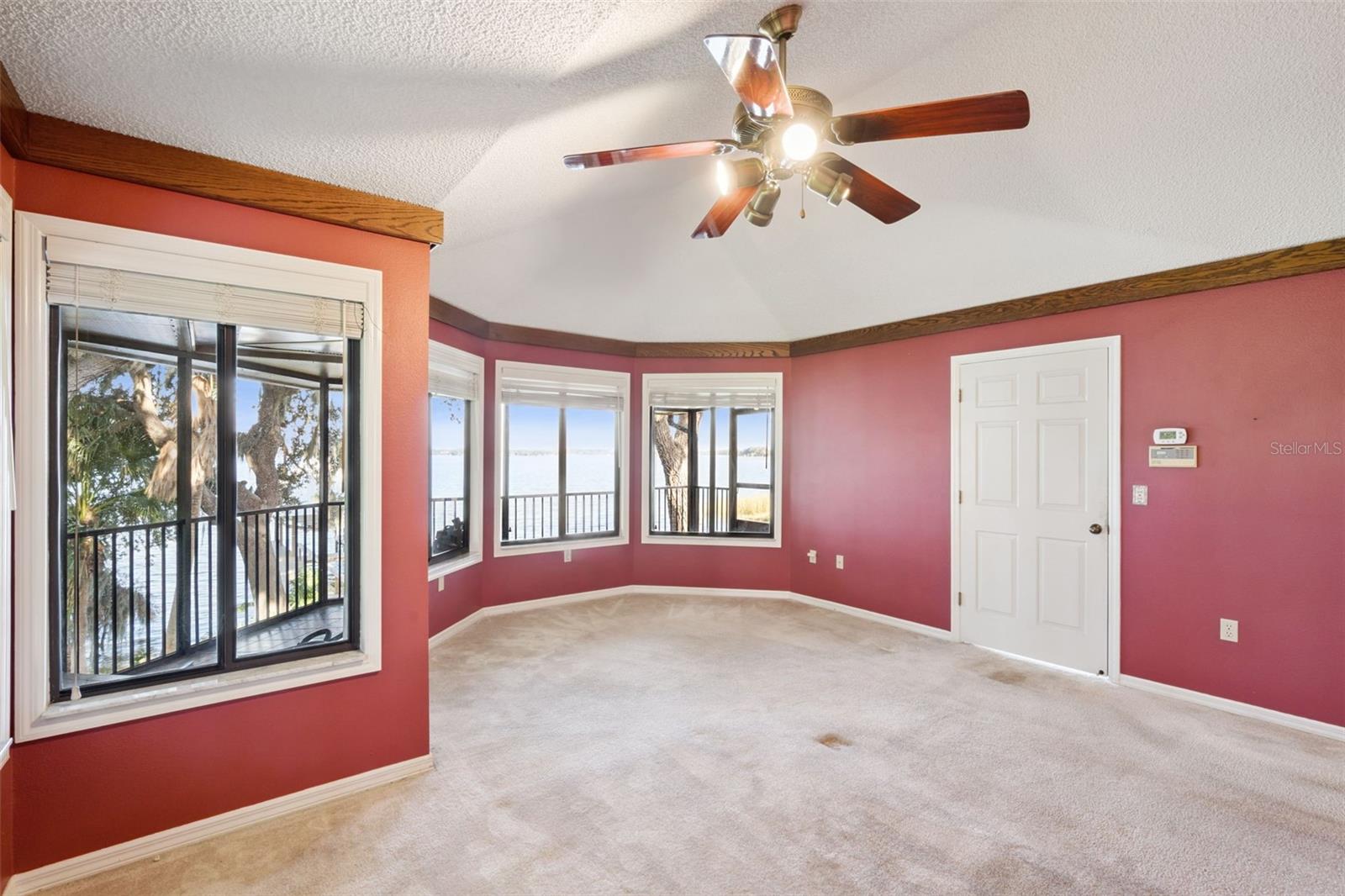 DEER ISLAND ESTATES - Residential