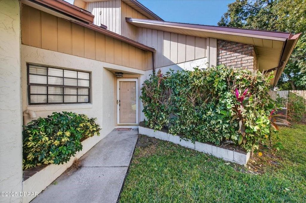 Photo of 6157 Sequoia Drive, Port Orange, FL 32127 (MLS # V4946024)