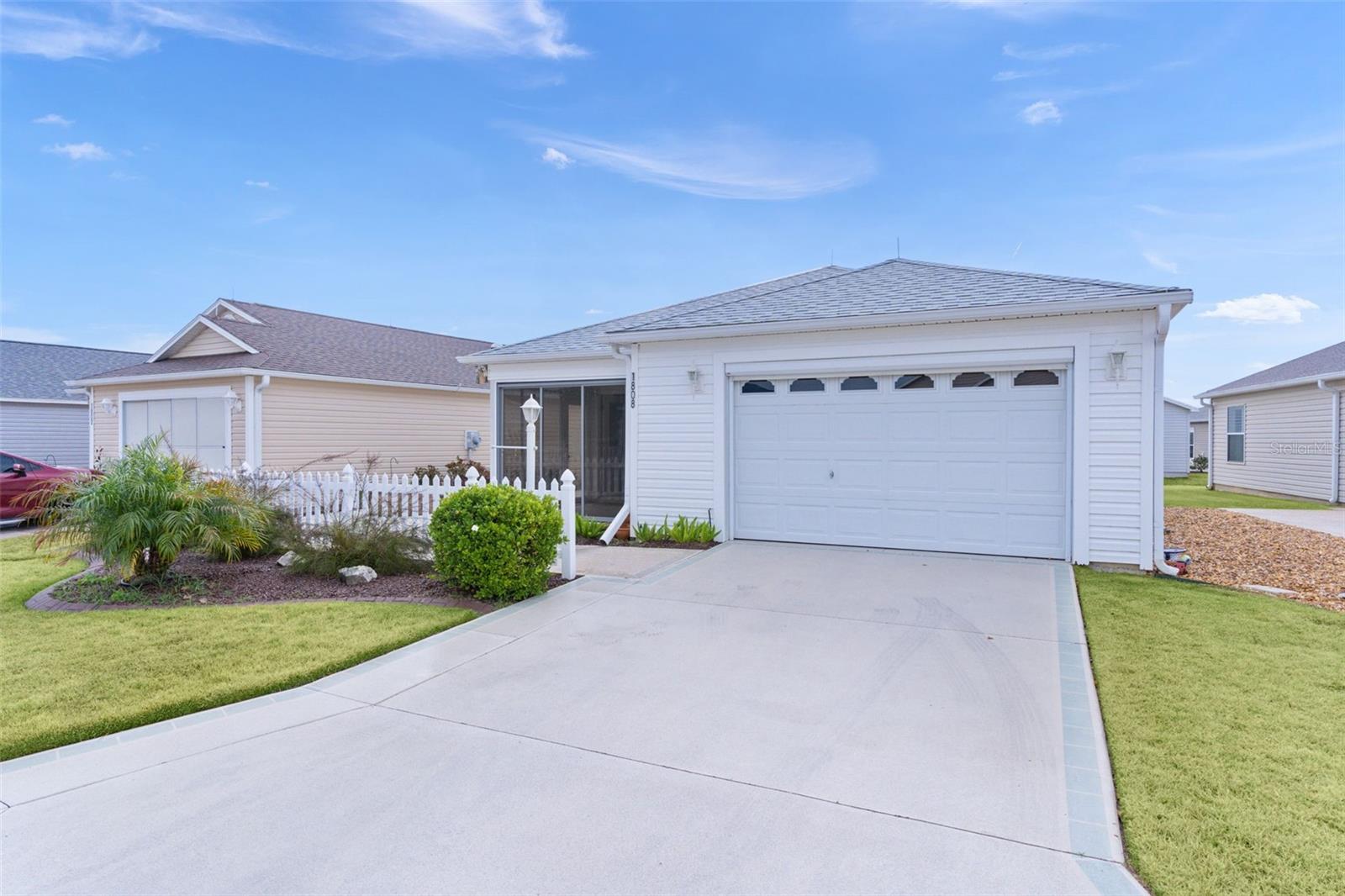 1808 HALLANDALE LANE