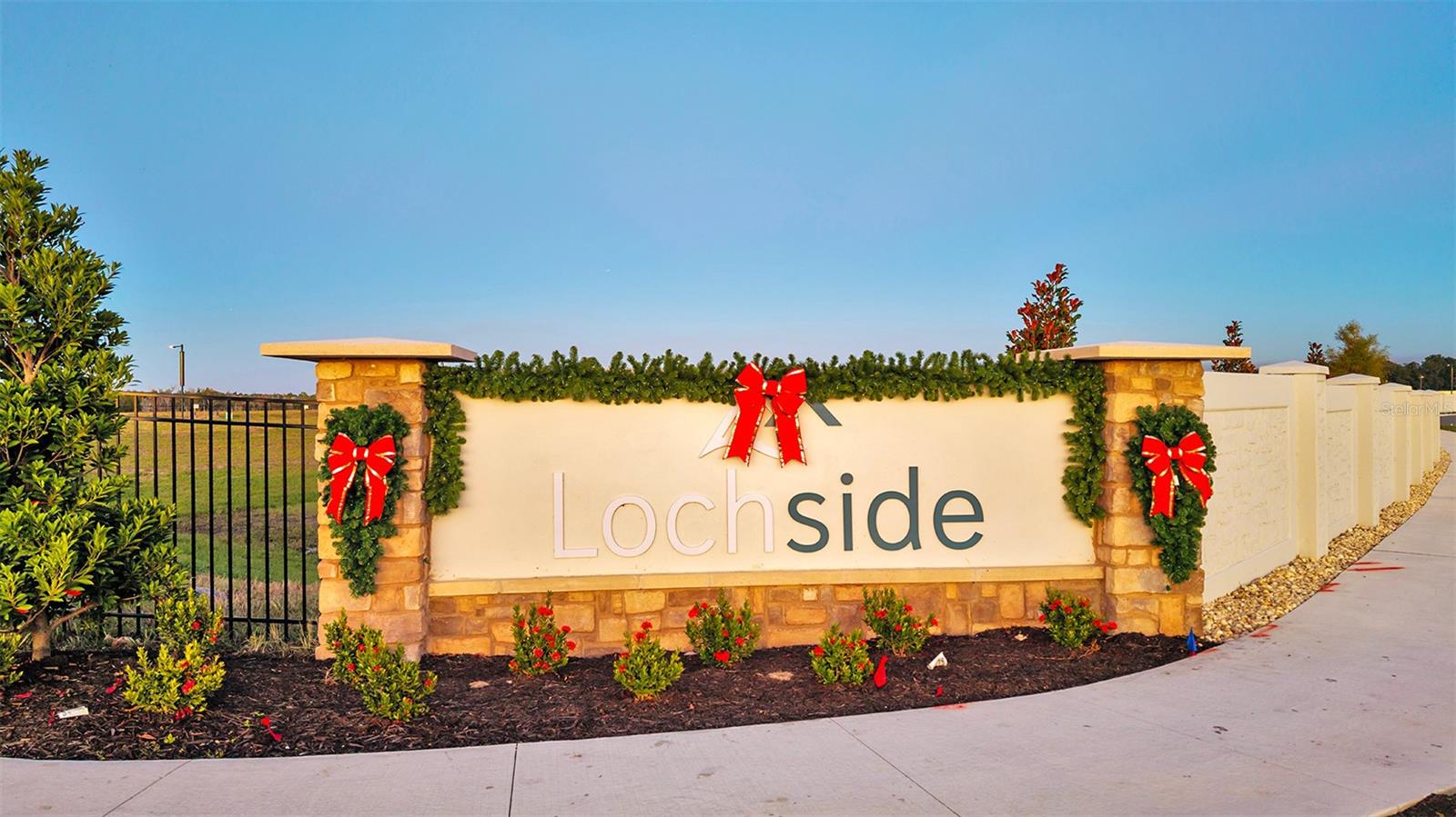 LOCHSIDE - Residential
