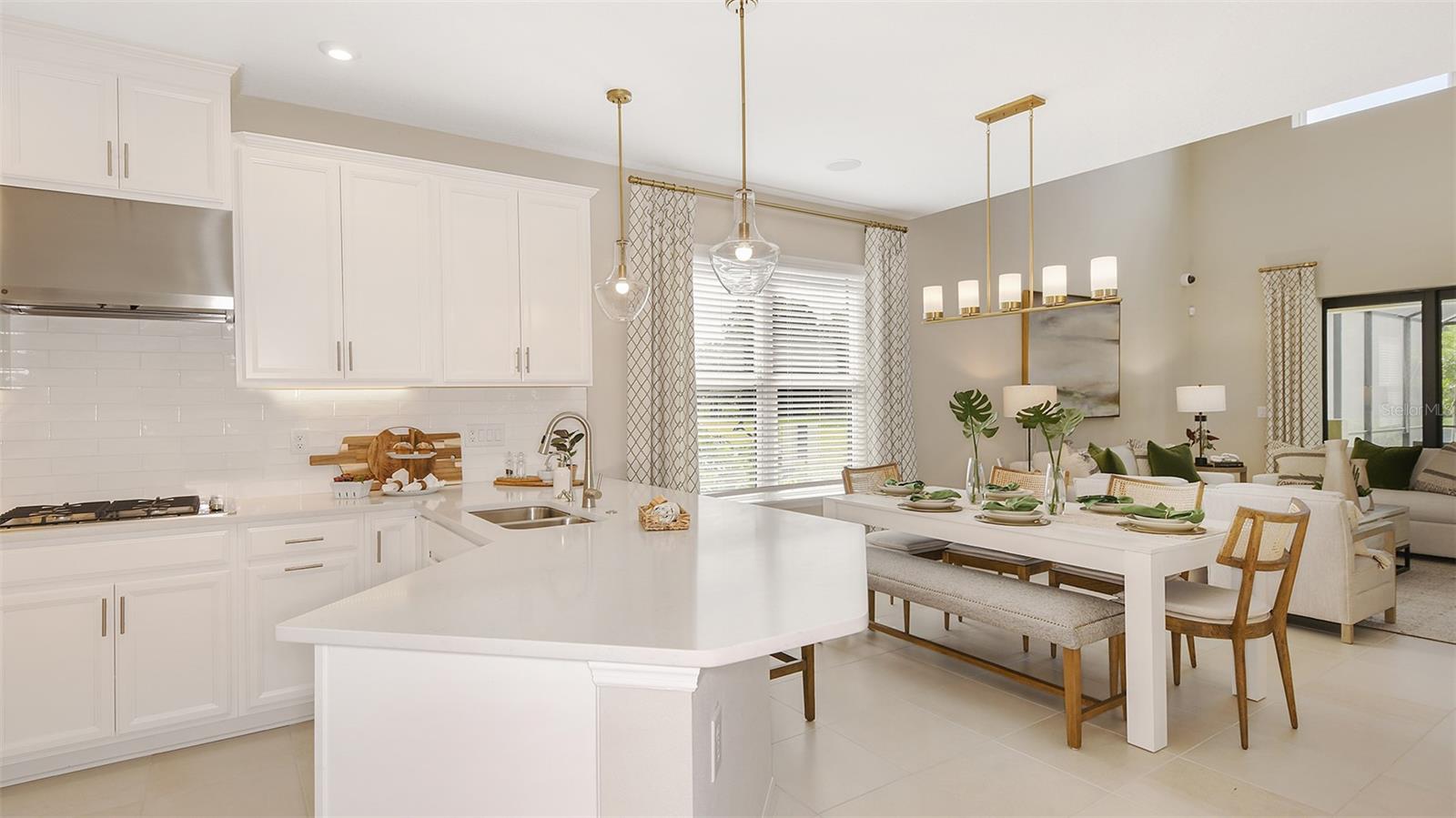 LOCHSIDE - Residential