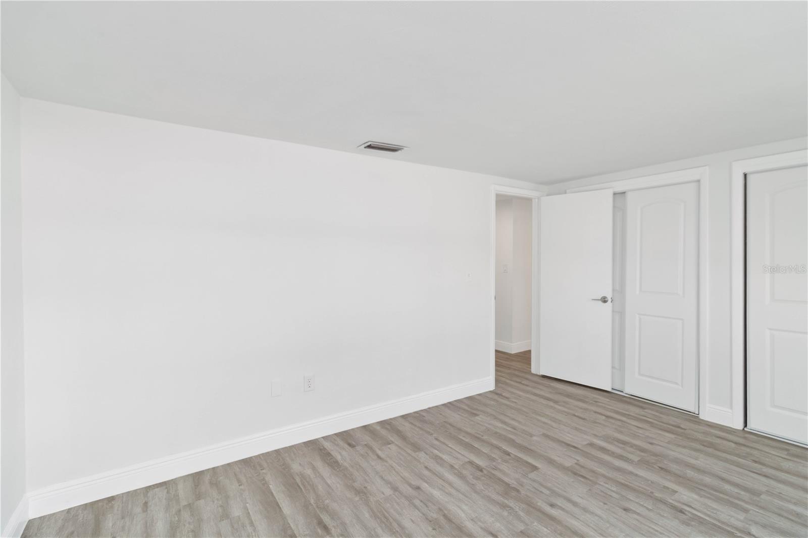 BEACON WOODS VILLAGE - Residential