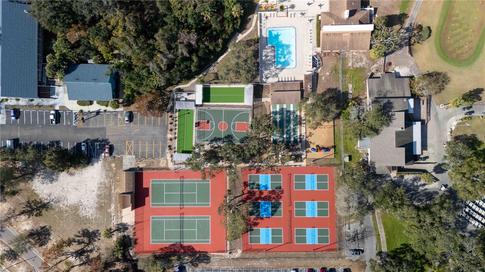 BEACON WOODS VILLAGE - Residential