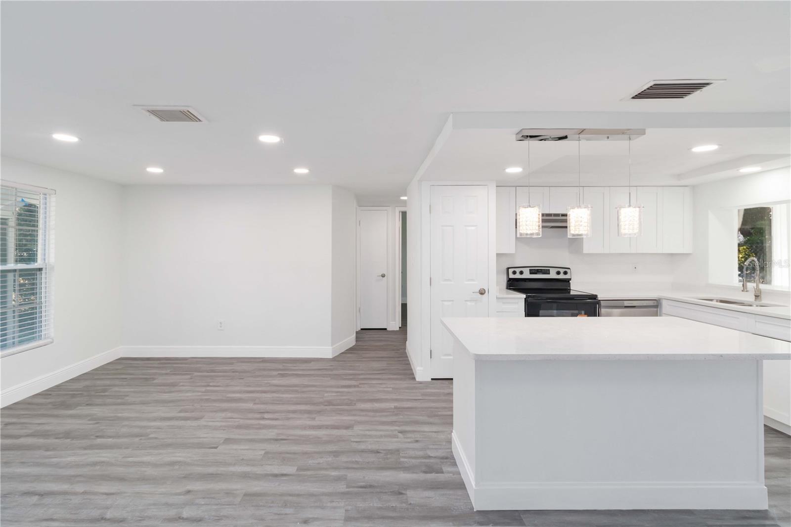 BEACON WOODS VILLAGE - Residential