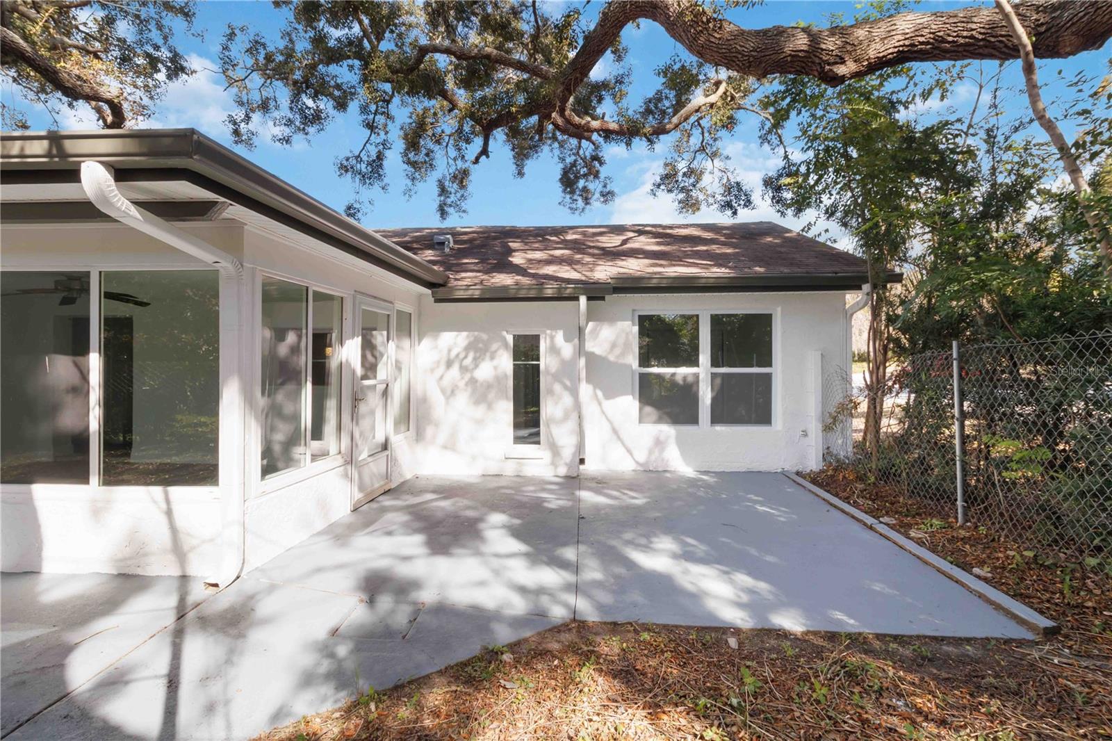 BEACON WOODS VILLAGE - Residential