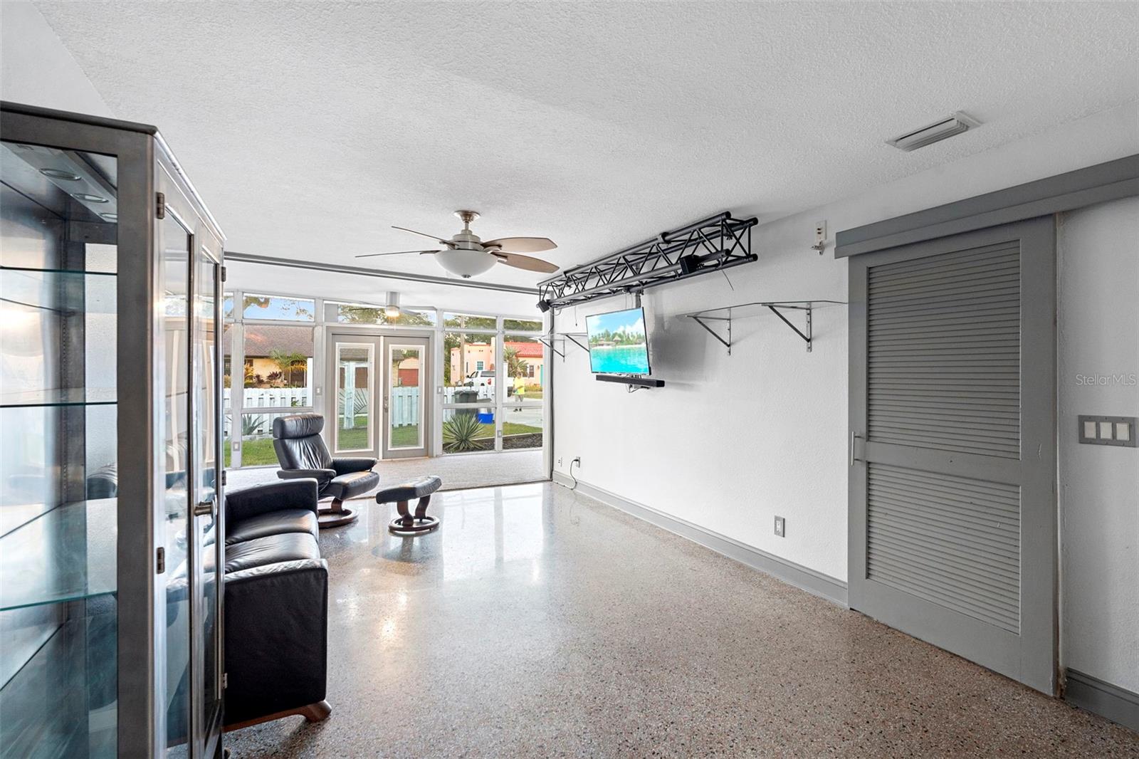 DETWILERS ADD 01 NEW SMYRNA BCH - Residential