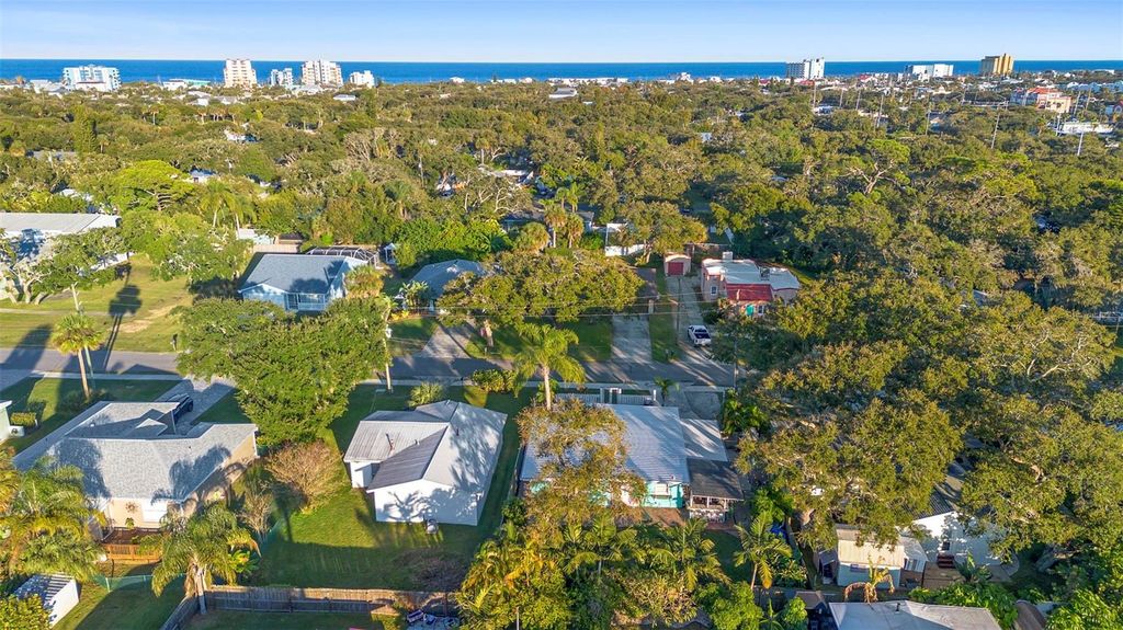 Photo of 650 S Pine Street, New Smyrna Beach, FL 32169 (MLS # V4945933)