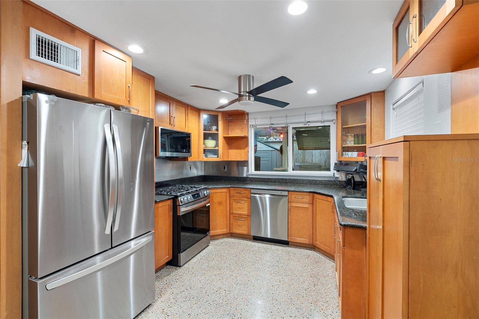 DETWILERS ADD 01 NEW SMYRNA BCH - Residential