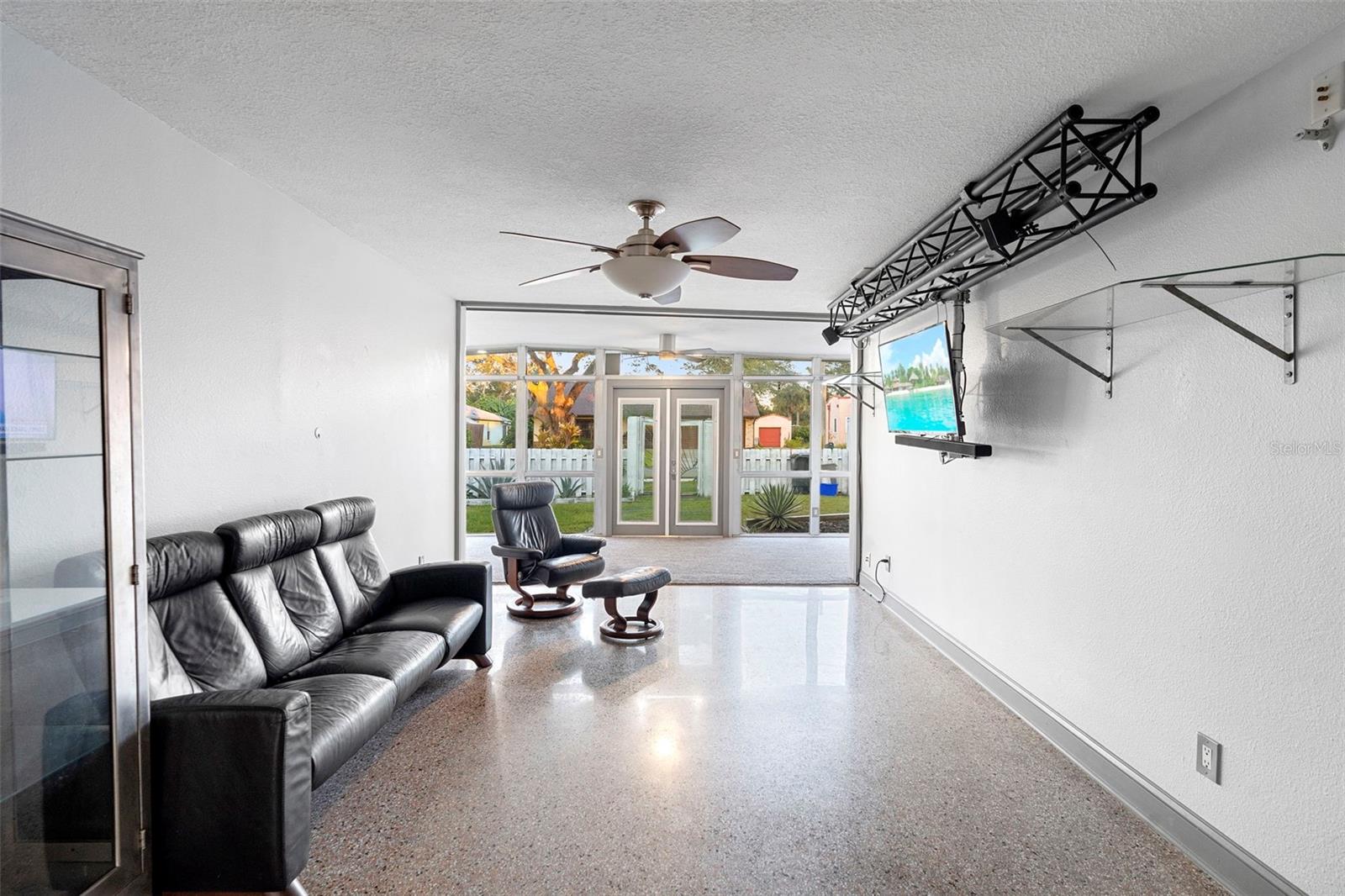 DETWILERS ADD 01 NEW SMYRNA BCH - Residential