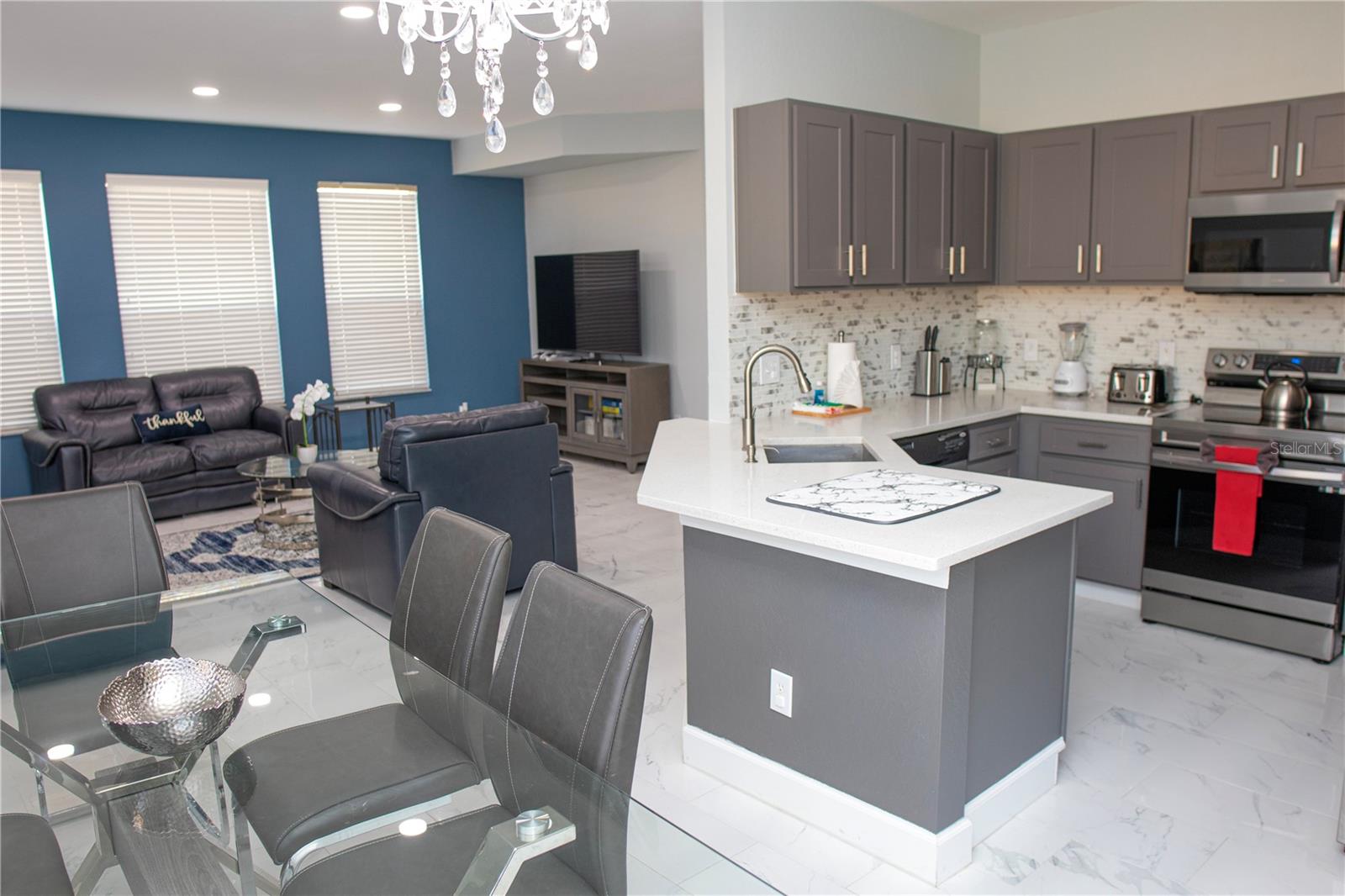 CYPRESS POINTE FOREST - Residential Lease