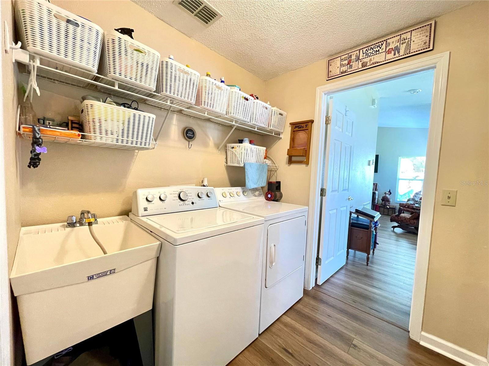 SILVER LAKES REP - Residential