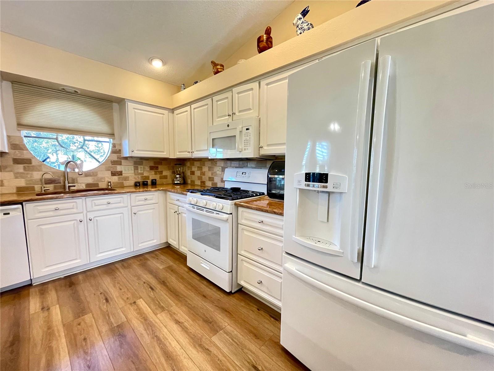 SILVER LAKES REP - Residential