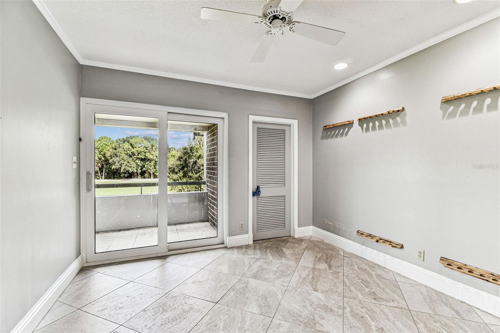 INNISBROK 20 CONDO - Residential