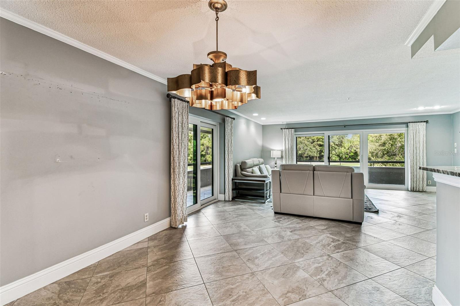 INNISBROK 20 CONDO - Residential