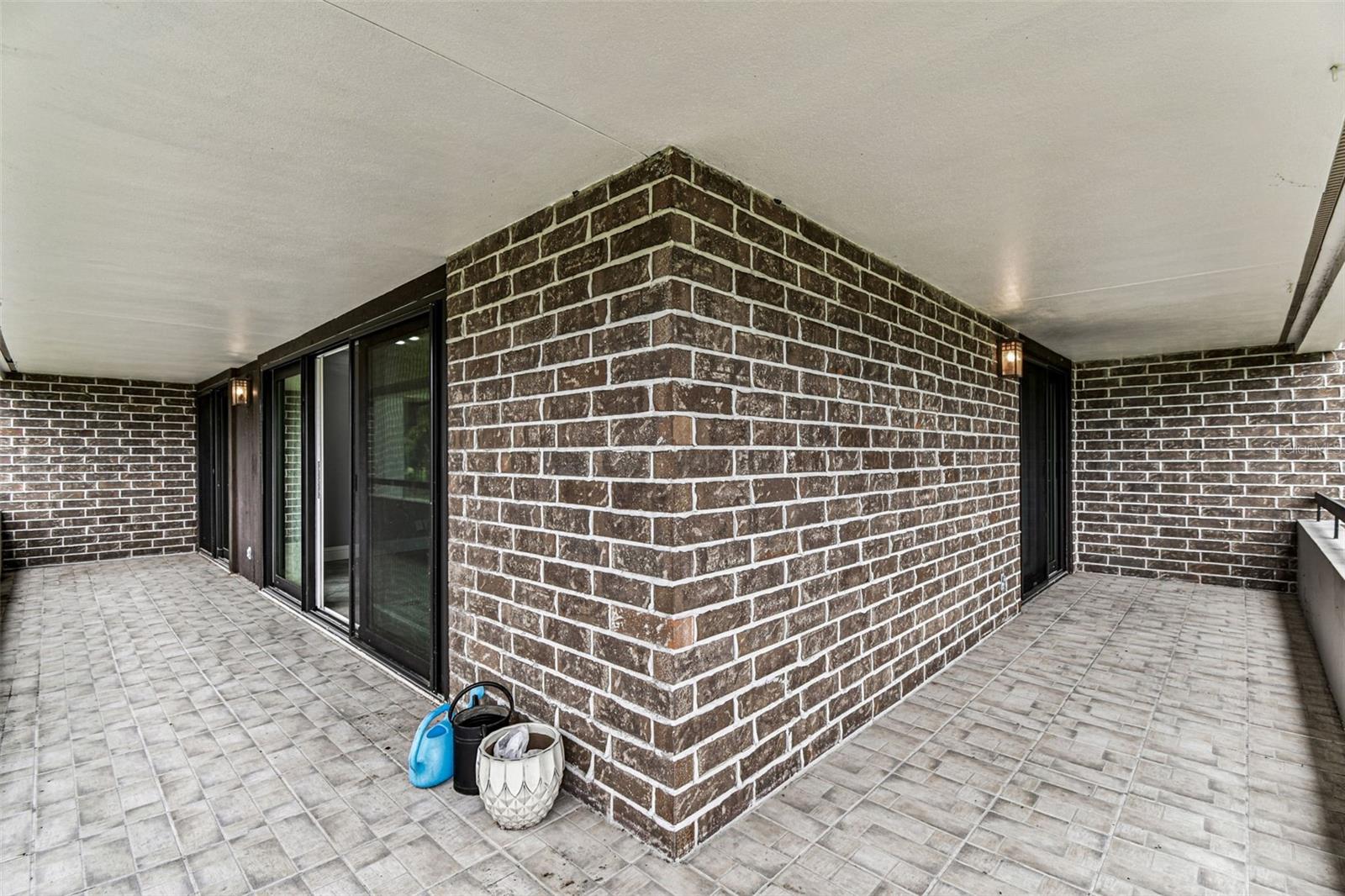 INNISBROK 20 CONDO - Residential