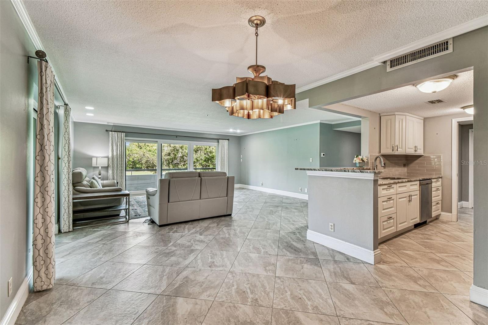 INNISBROK 20 CONDO - Residential
