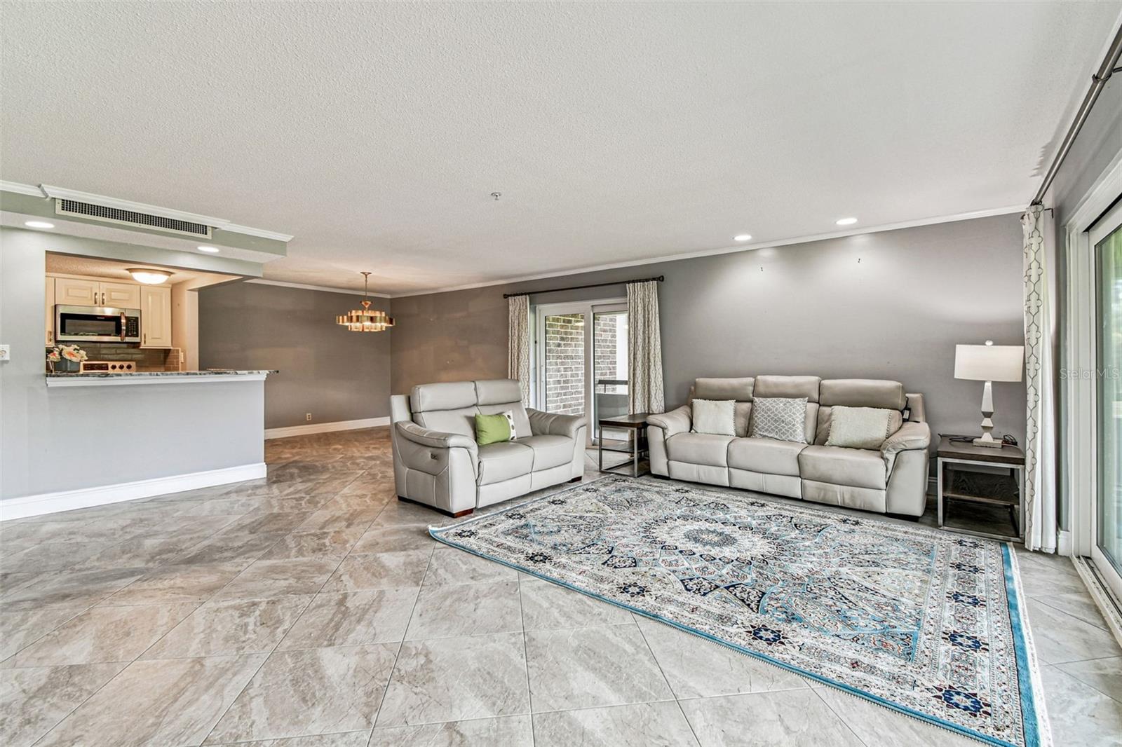 INNISBROK 20 CONDO - Residential