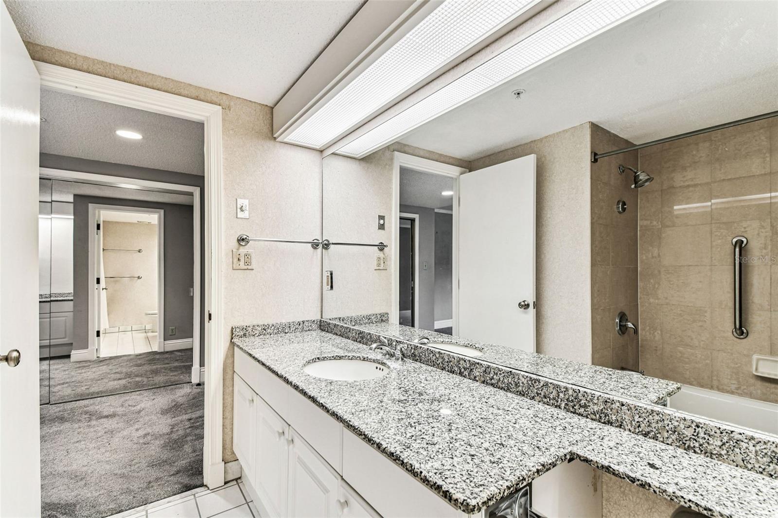 INNISBROK 20 CONDO - Residential