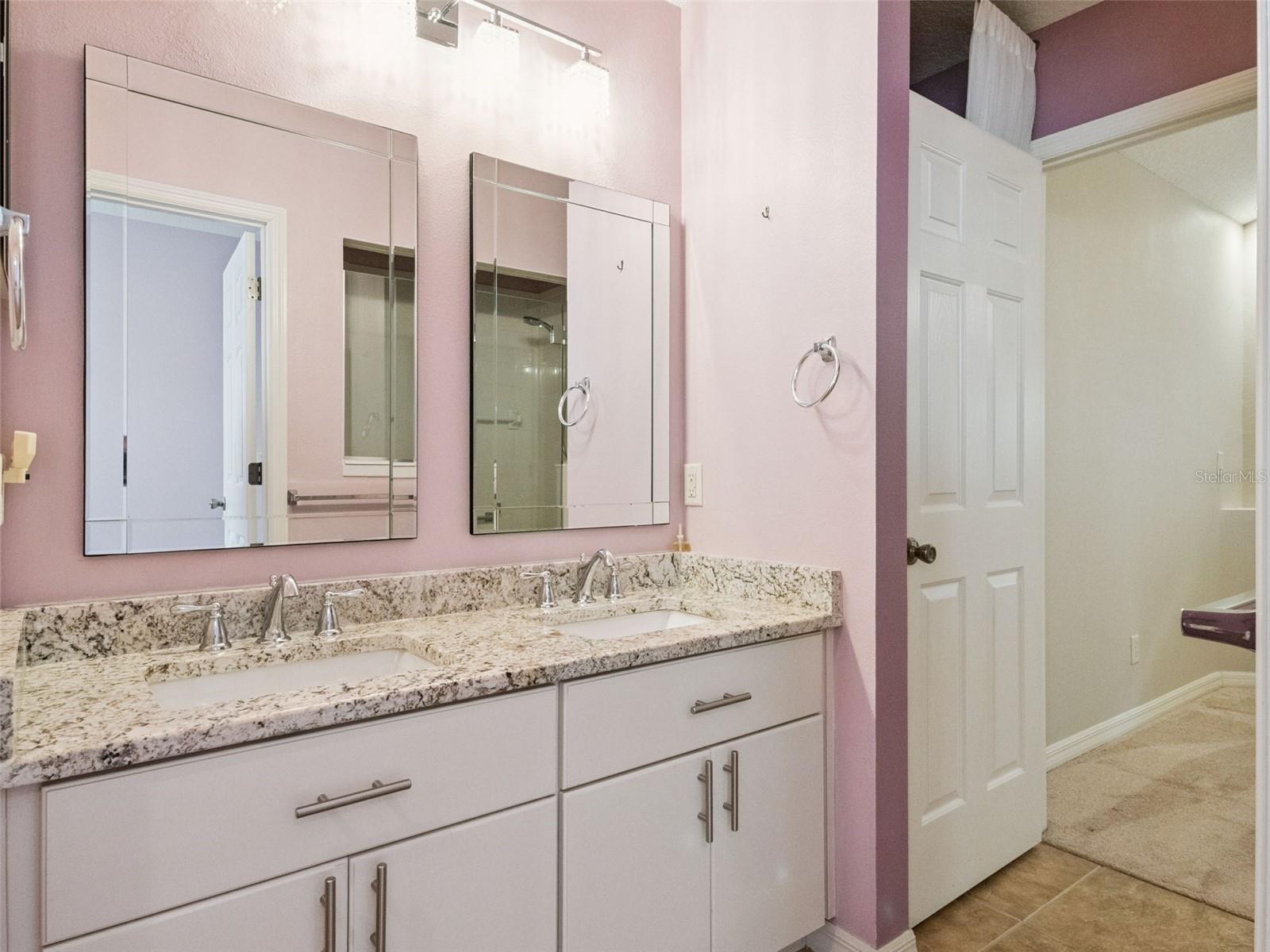 ROYAL HLNDS PH 2-B - Residential