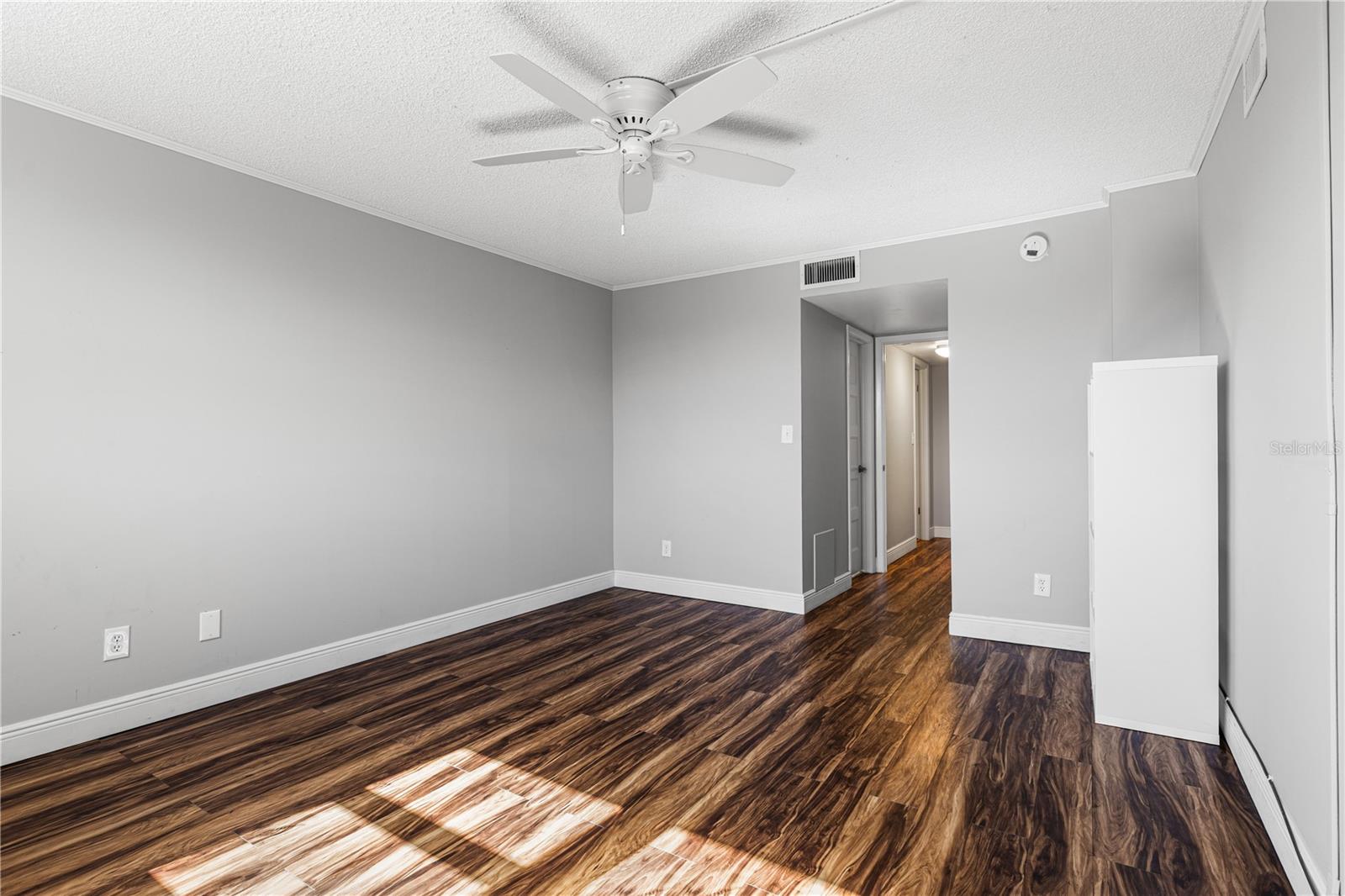 WINSTON PARK NORTHEAST - Residential