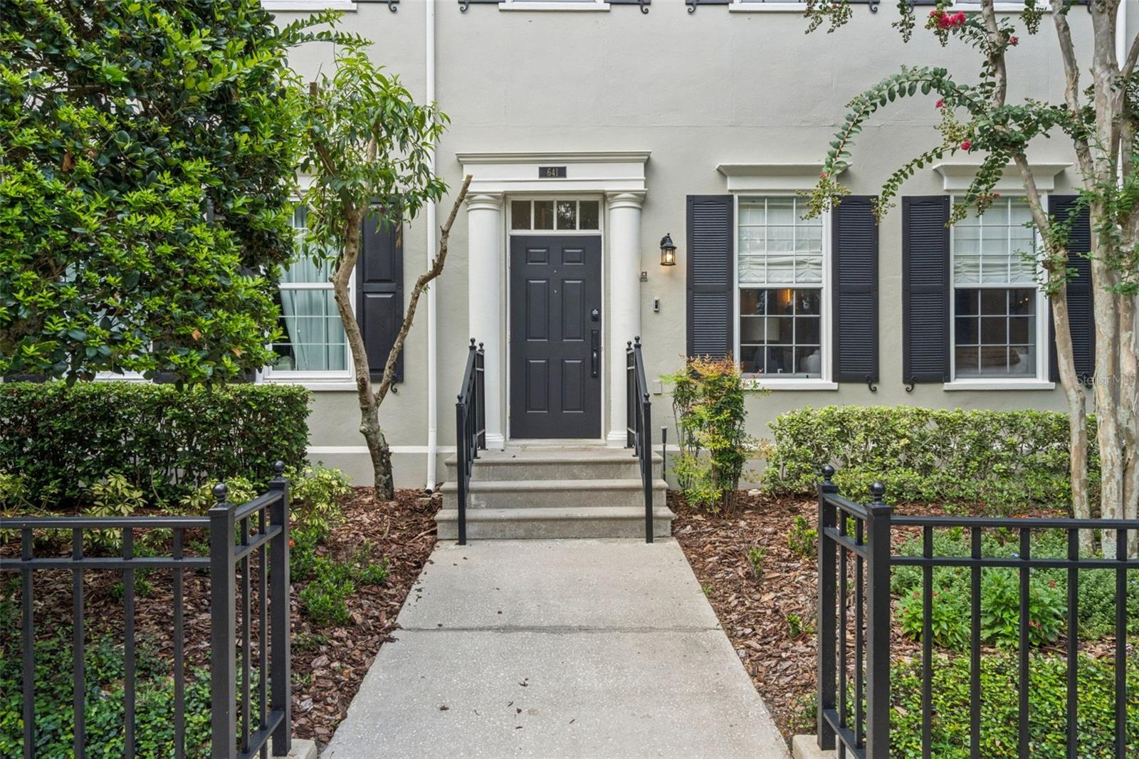 641 MULBERRY AVENUE