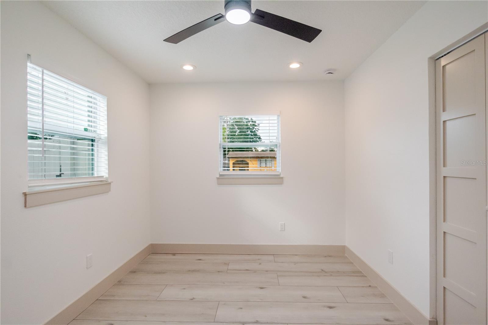 GANDY GARDENS 5 - Residential Lease