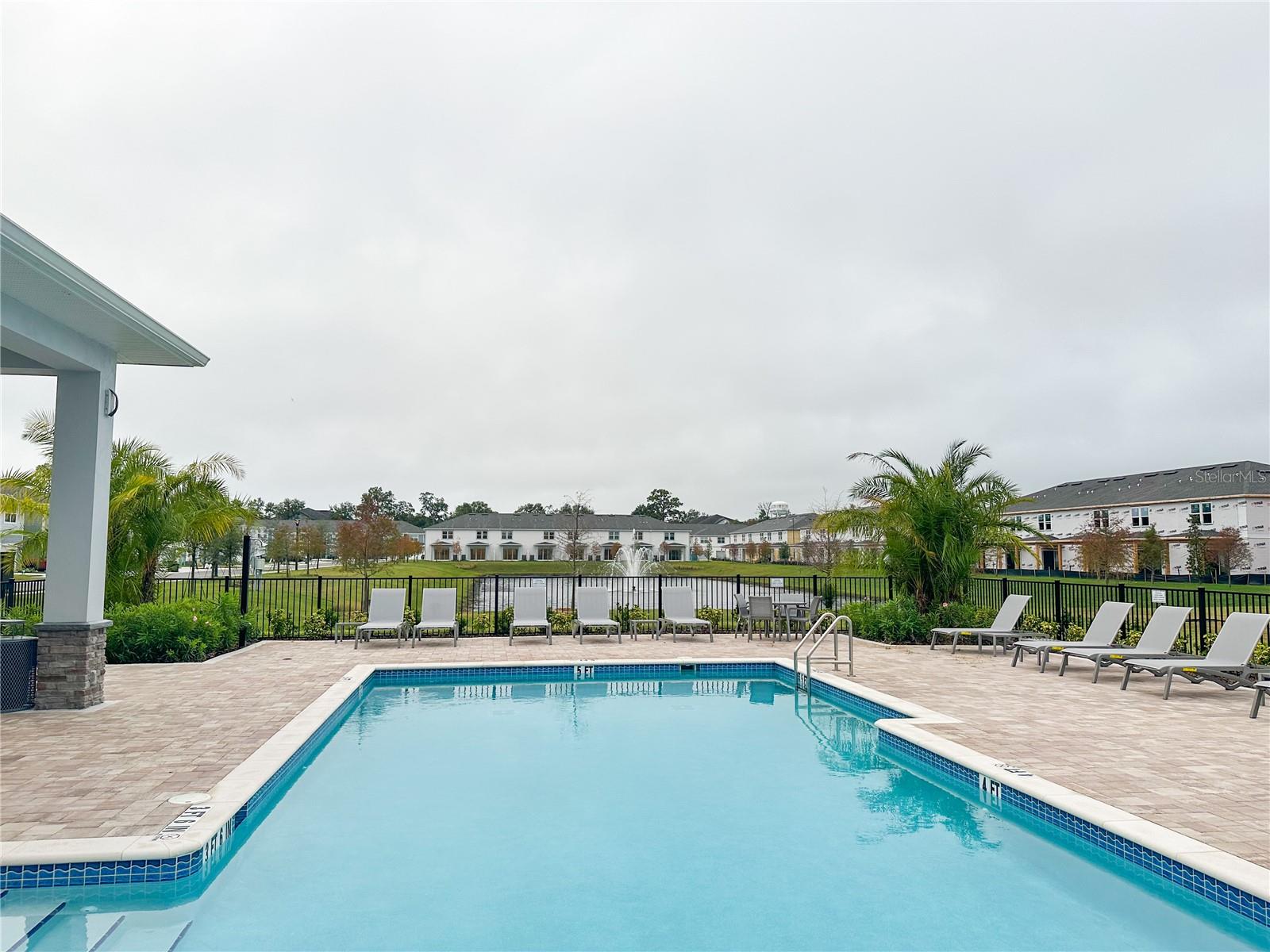 GRAYSON SQUARE - Residential Lease