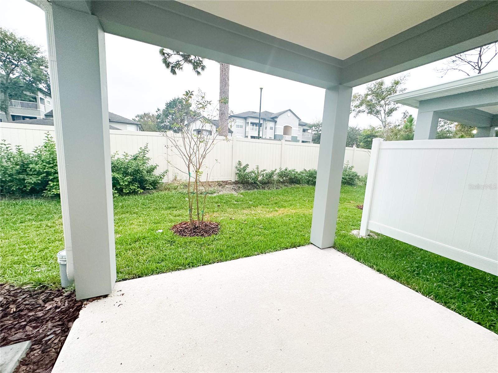 GRAYSON SQUARE - Residential Lease