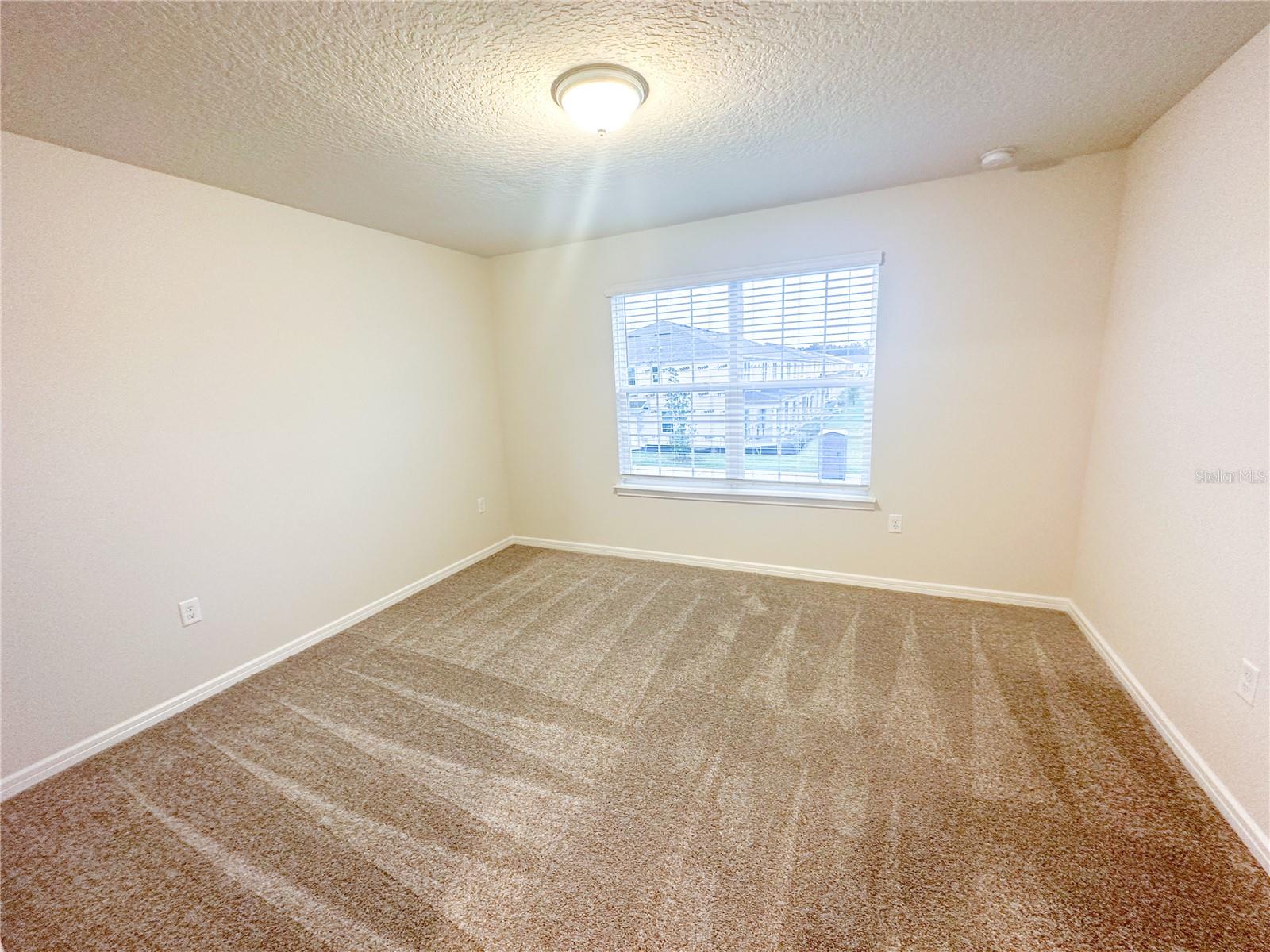 GRAYSON SQUARE - Residential Lease