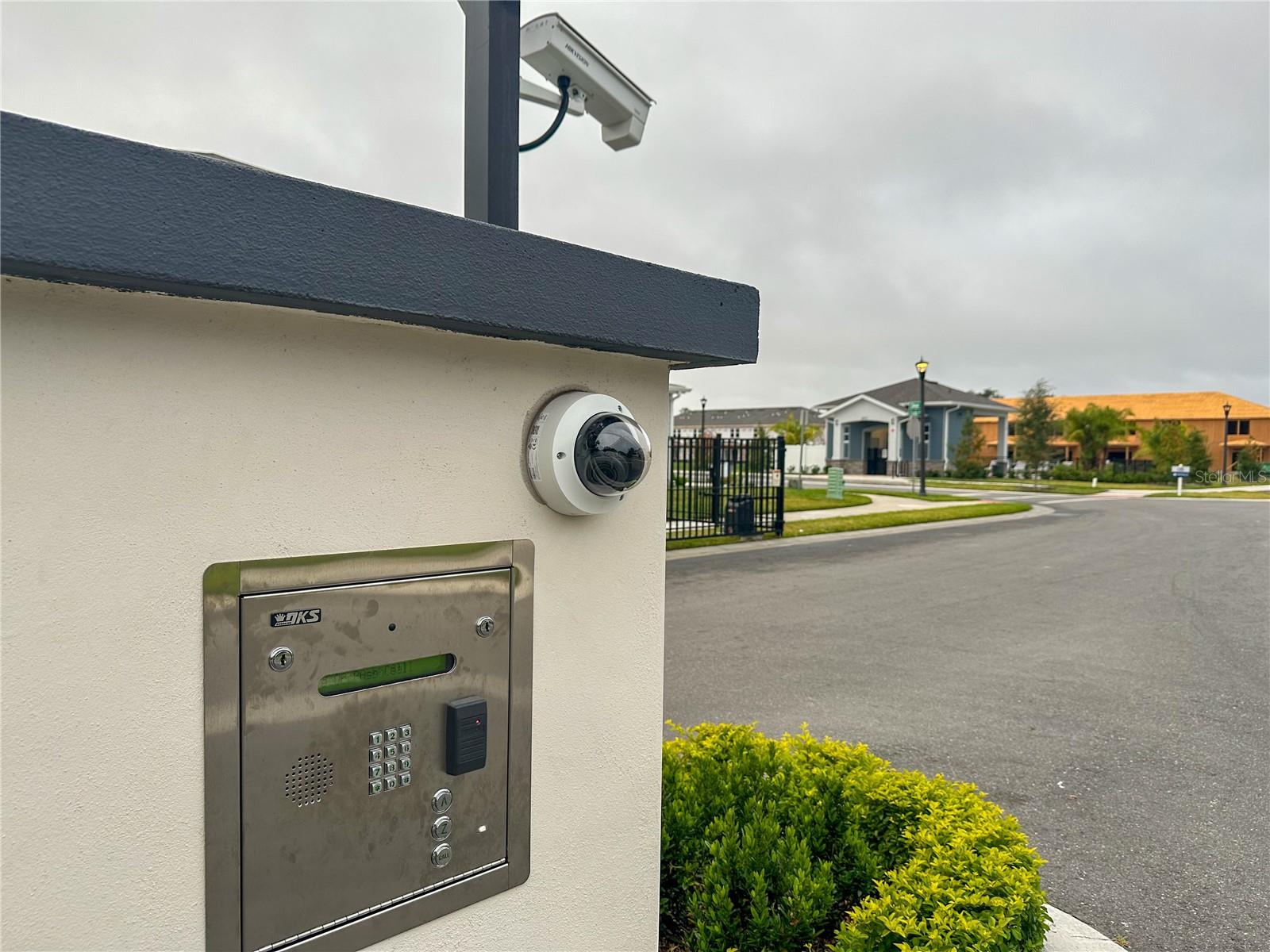 GRAYSON SQUARE - Residential Lease