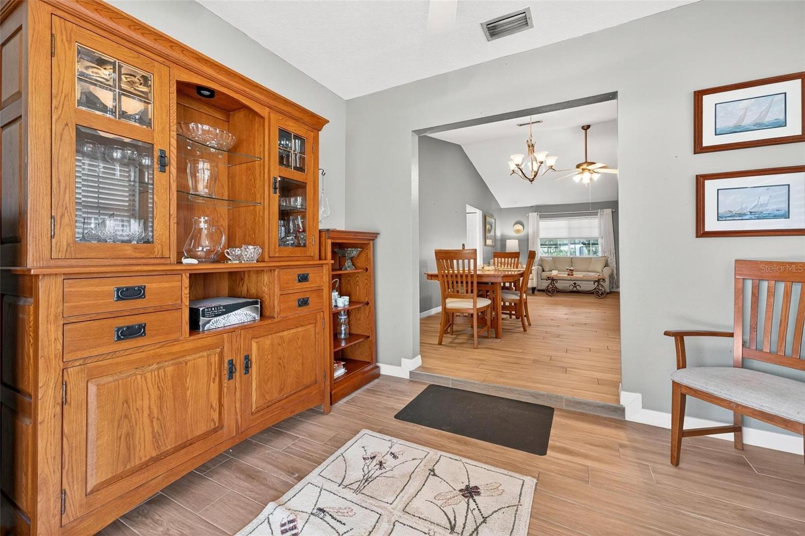 VALENCIA TERRACE - Residential