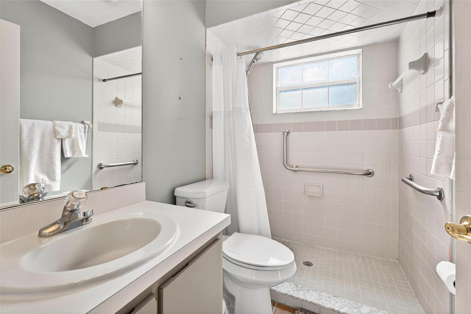 VALENCIA TERRACE - Residential