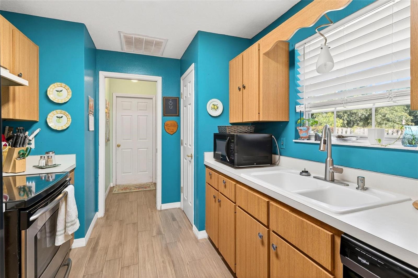 VALENCIA TERRACE - Residential