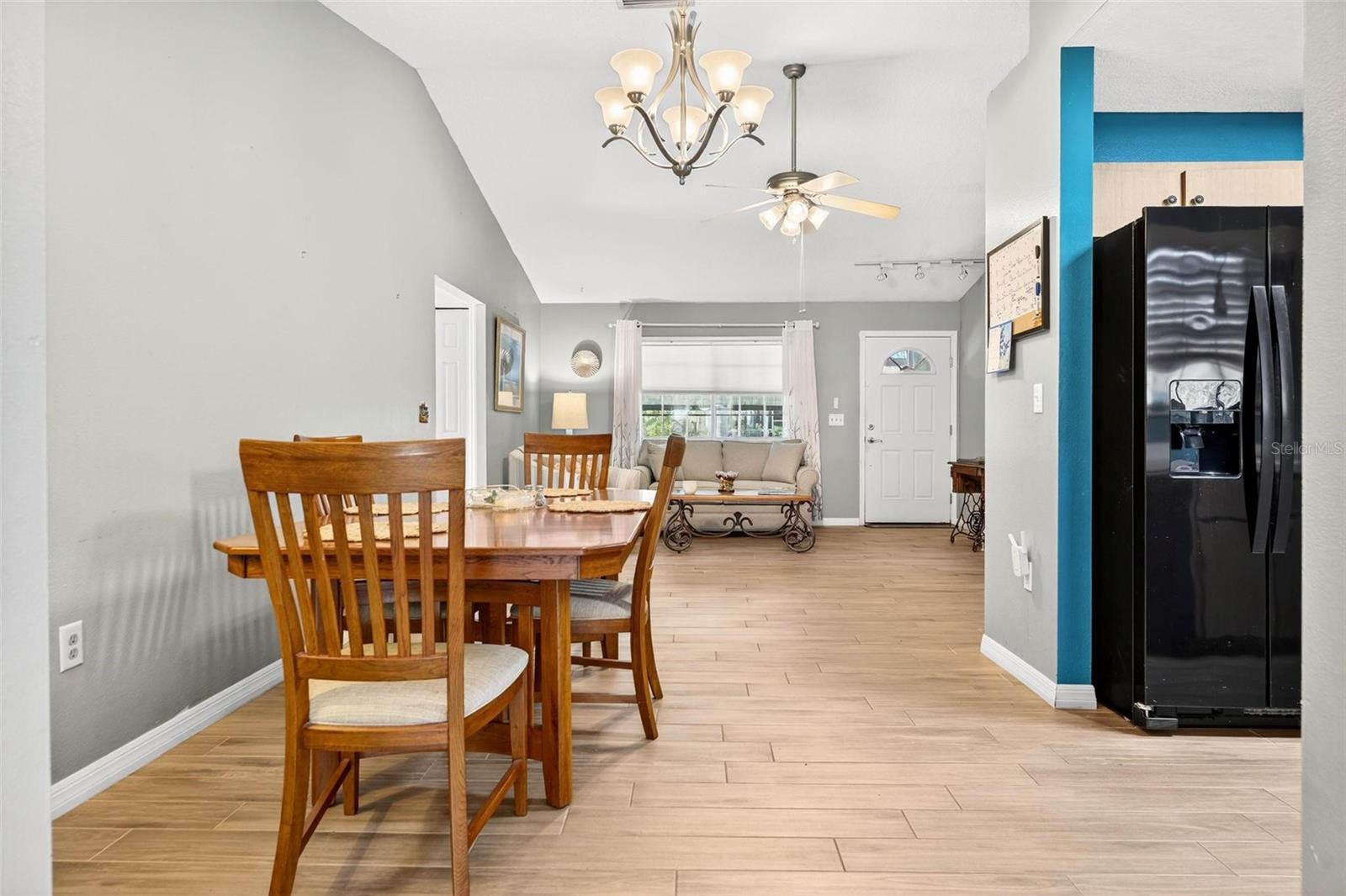 VALENCIA TERRACE - Residential