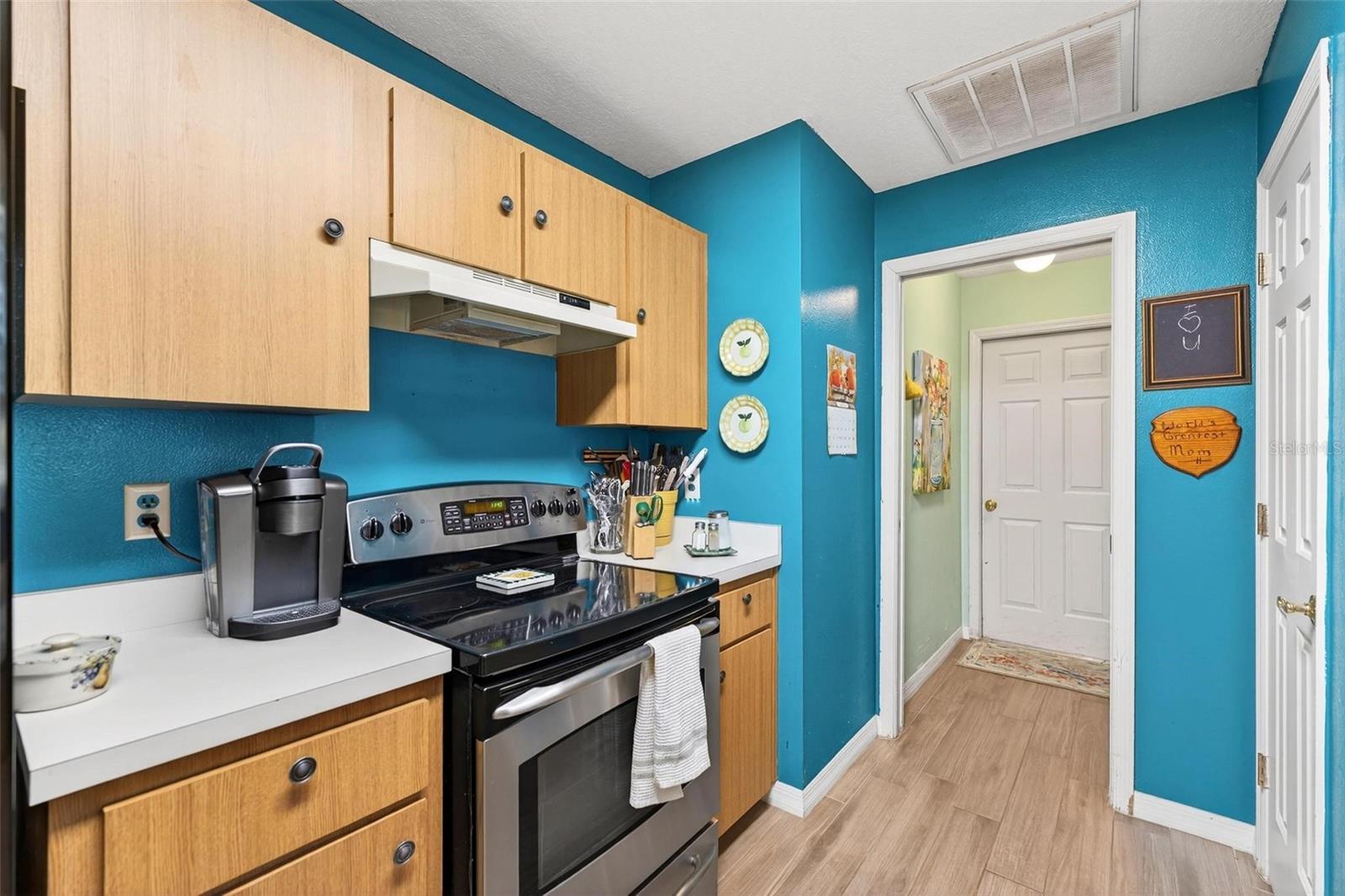 VALENCIA TERRACE - Residential