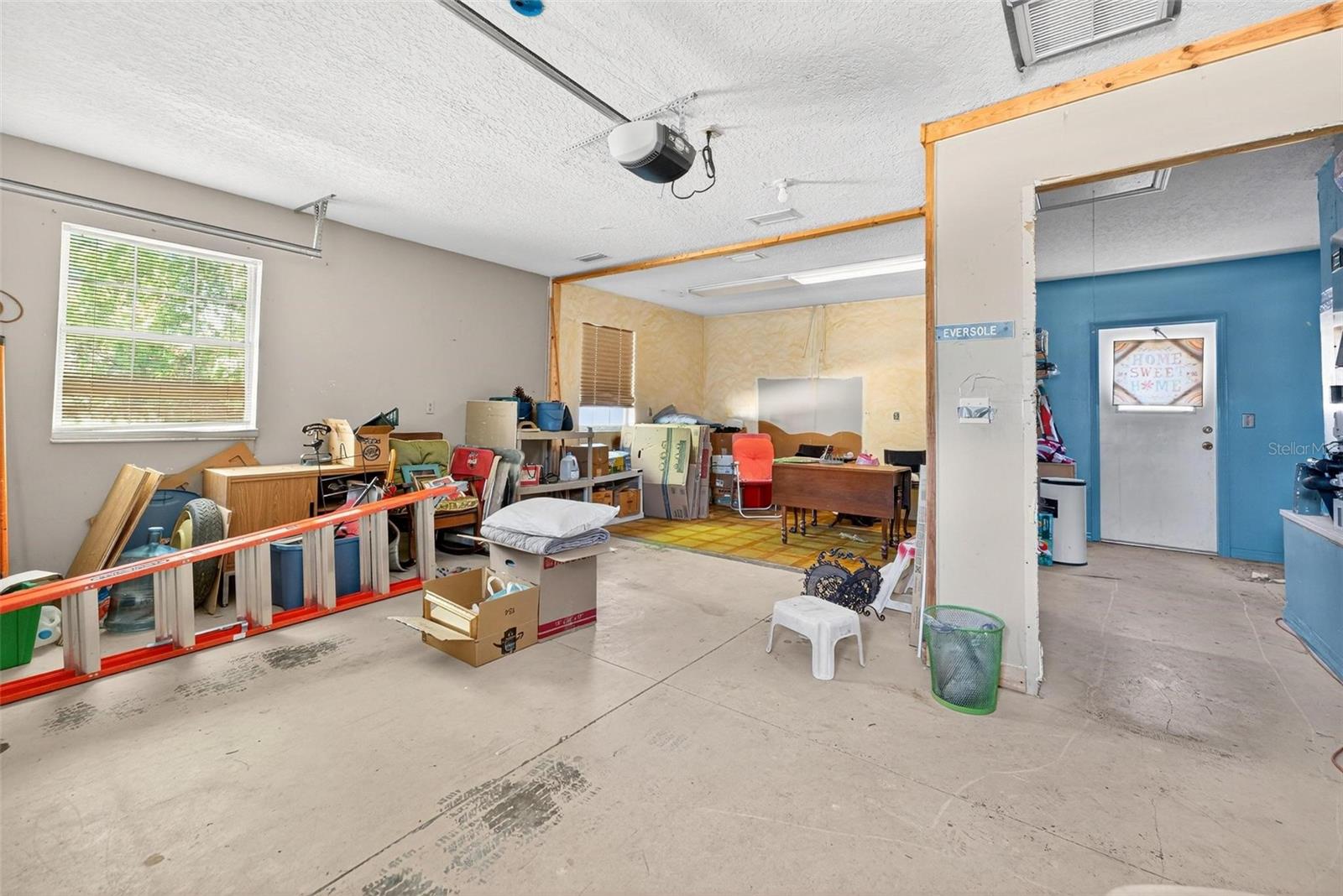 VALENCIA TERRACE - Residential