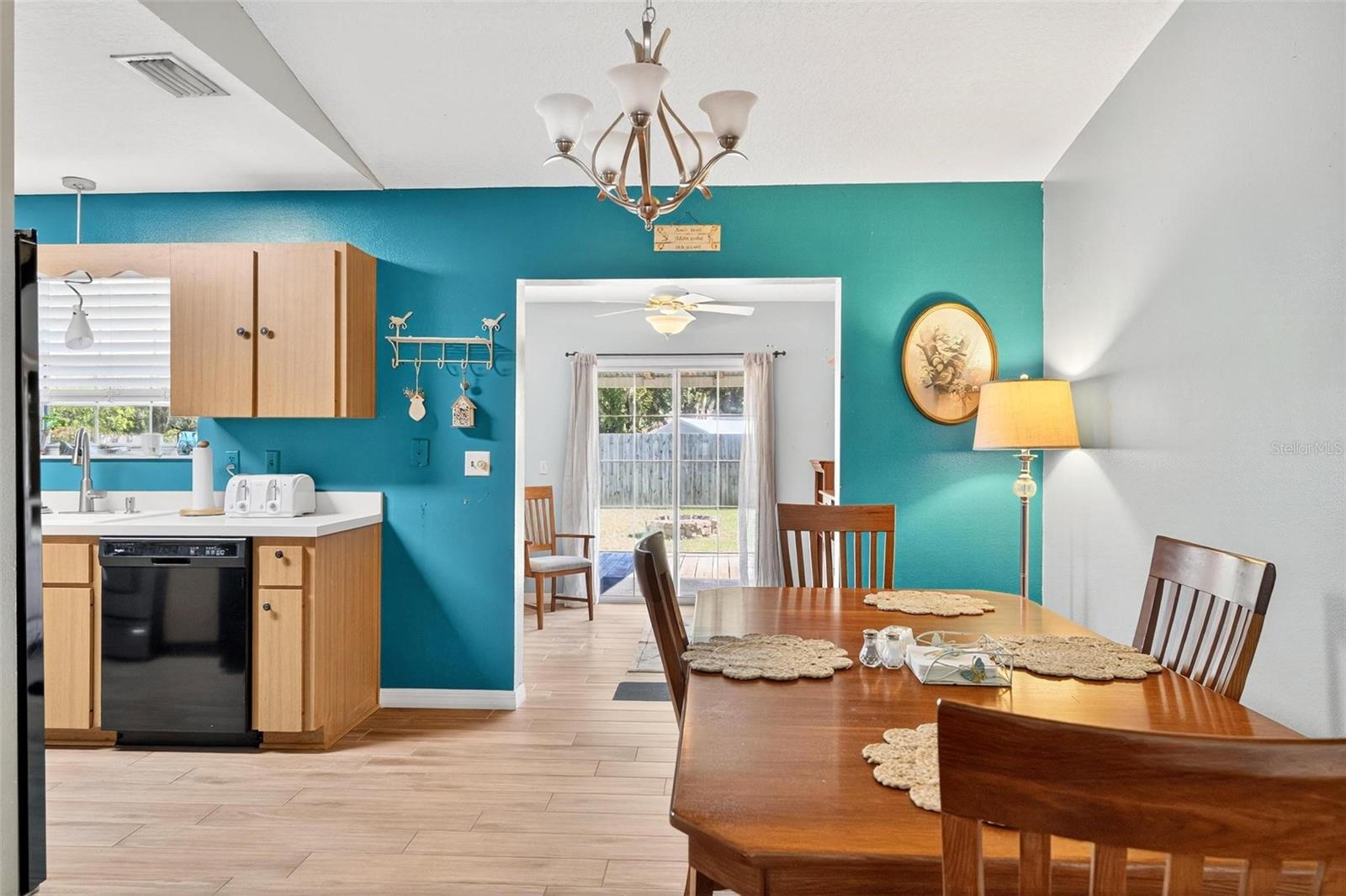 VALENCIA TERRACE - Residential