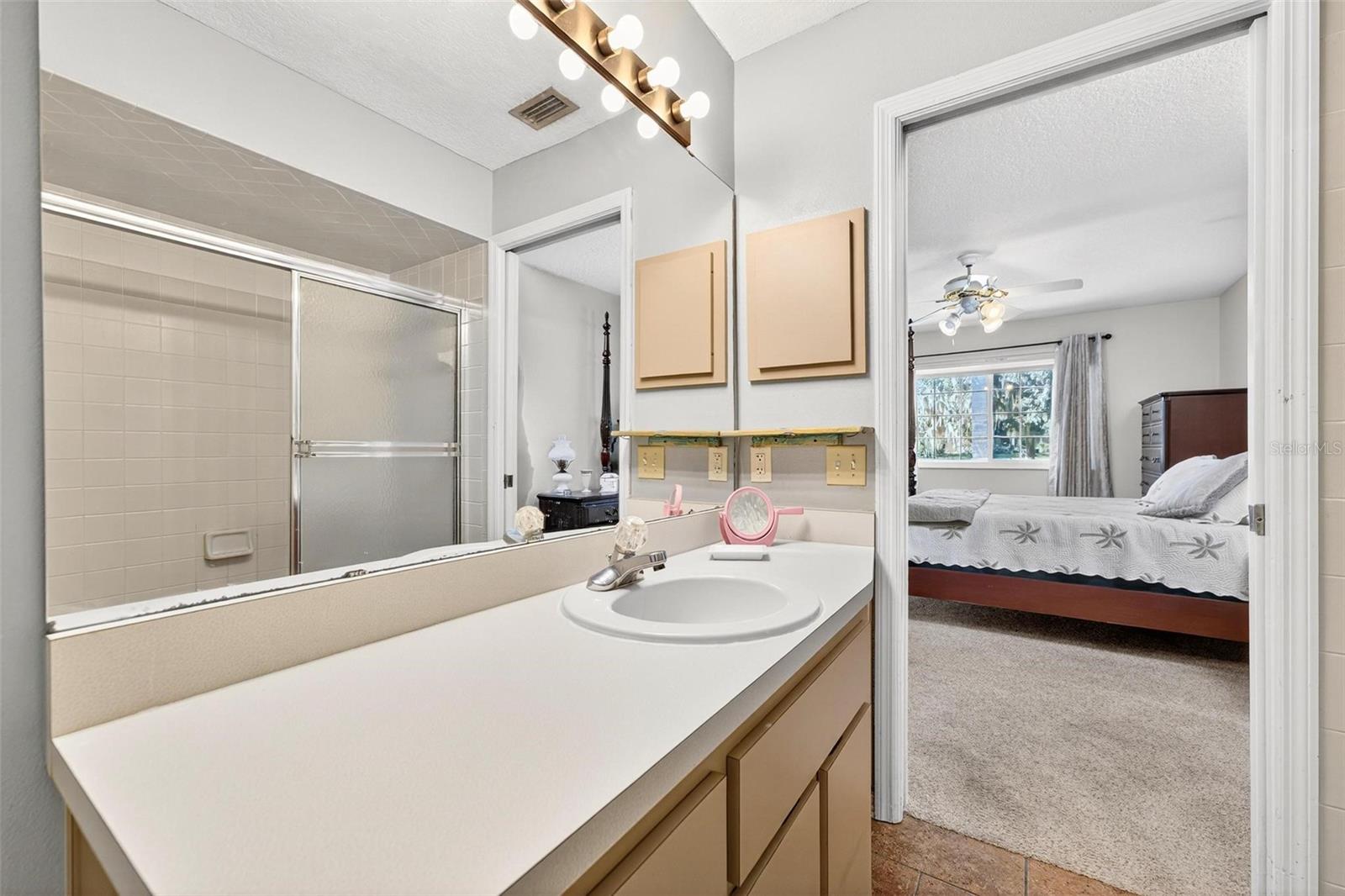 VALENCIA TERRACE - Residential