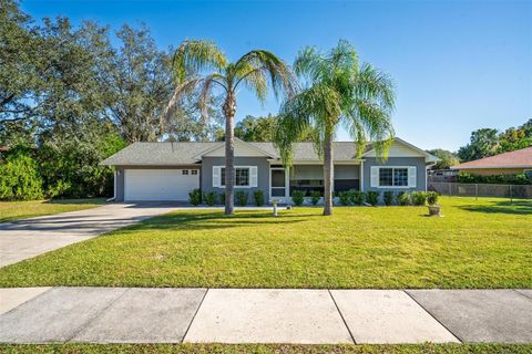 Photo of 34220 Black Bass Circle, Fruitland Park, FL 34731 (MLS # G5104049)