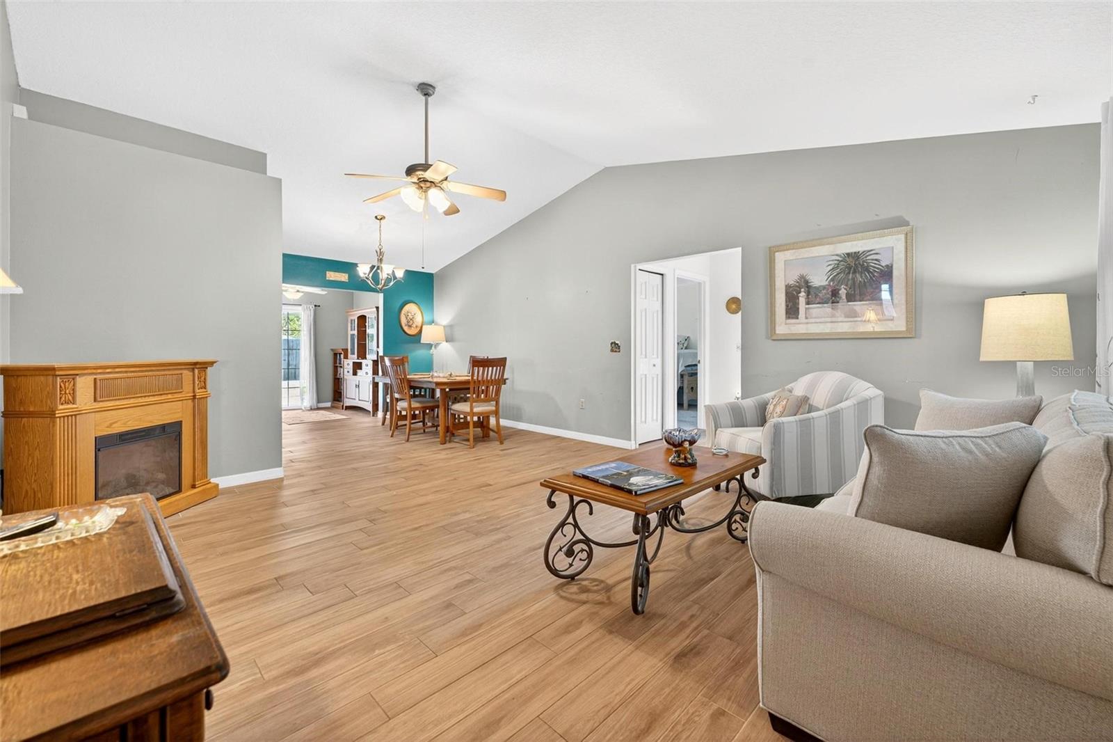 34220 BLACK BASS CIRCLE