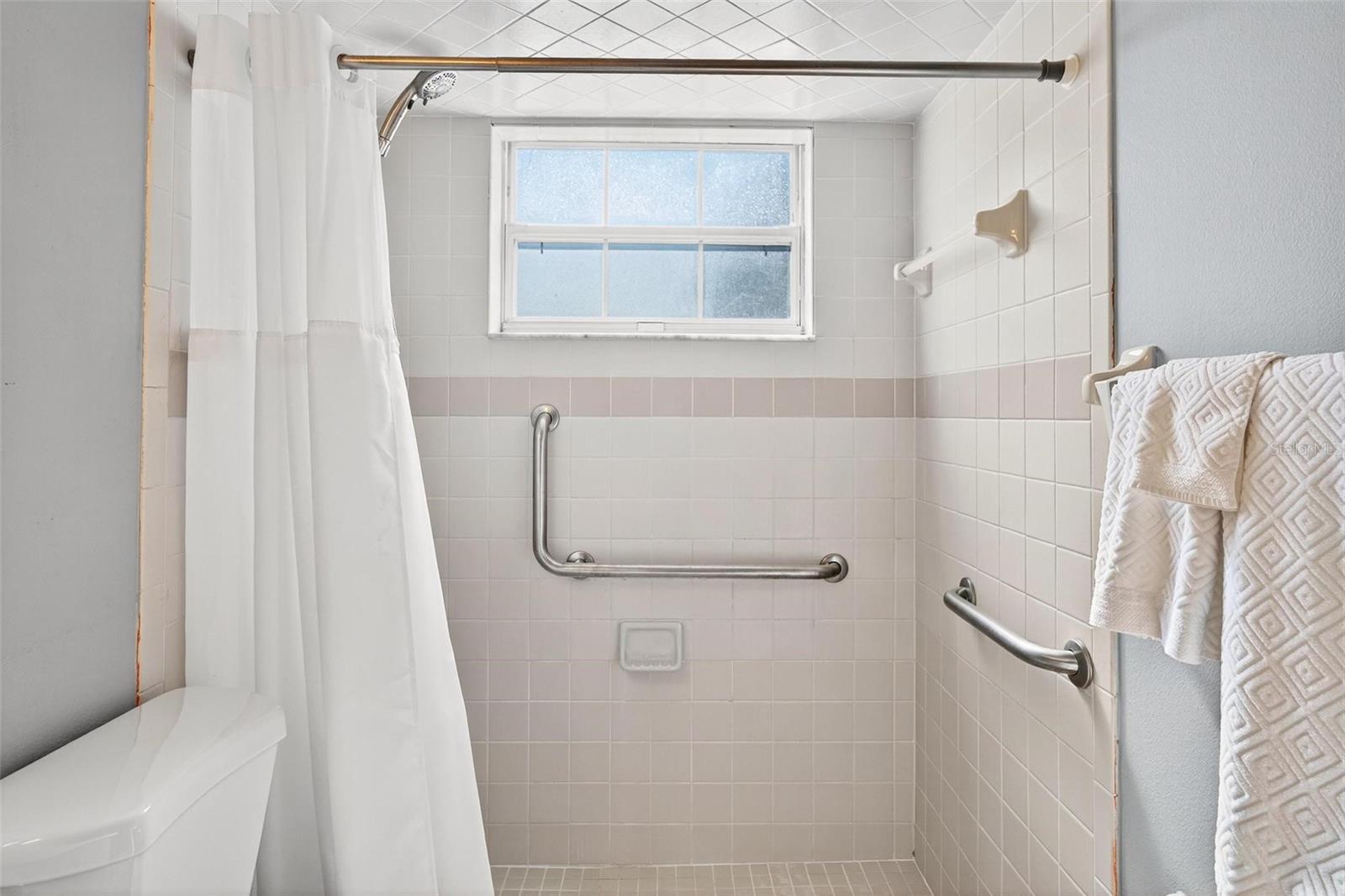 VALENCIA TERRACE - Residential