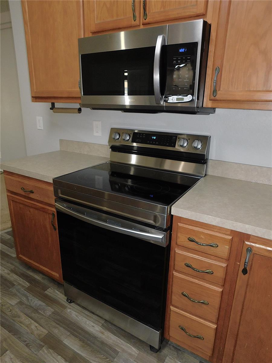 SILVER SPGS SHORES UN 20 - Residential