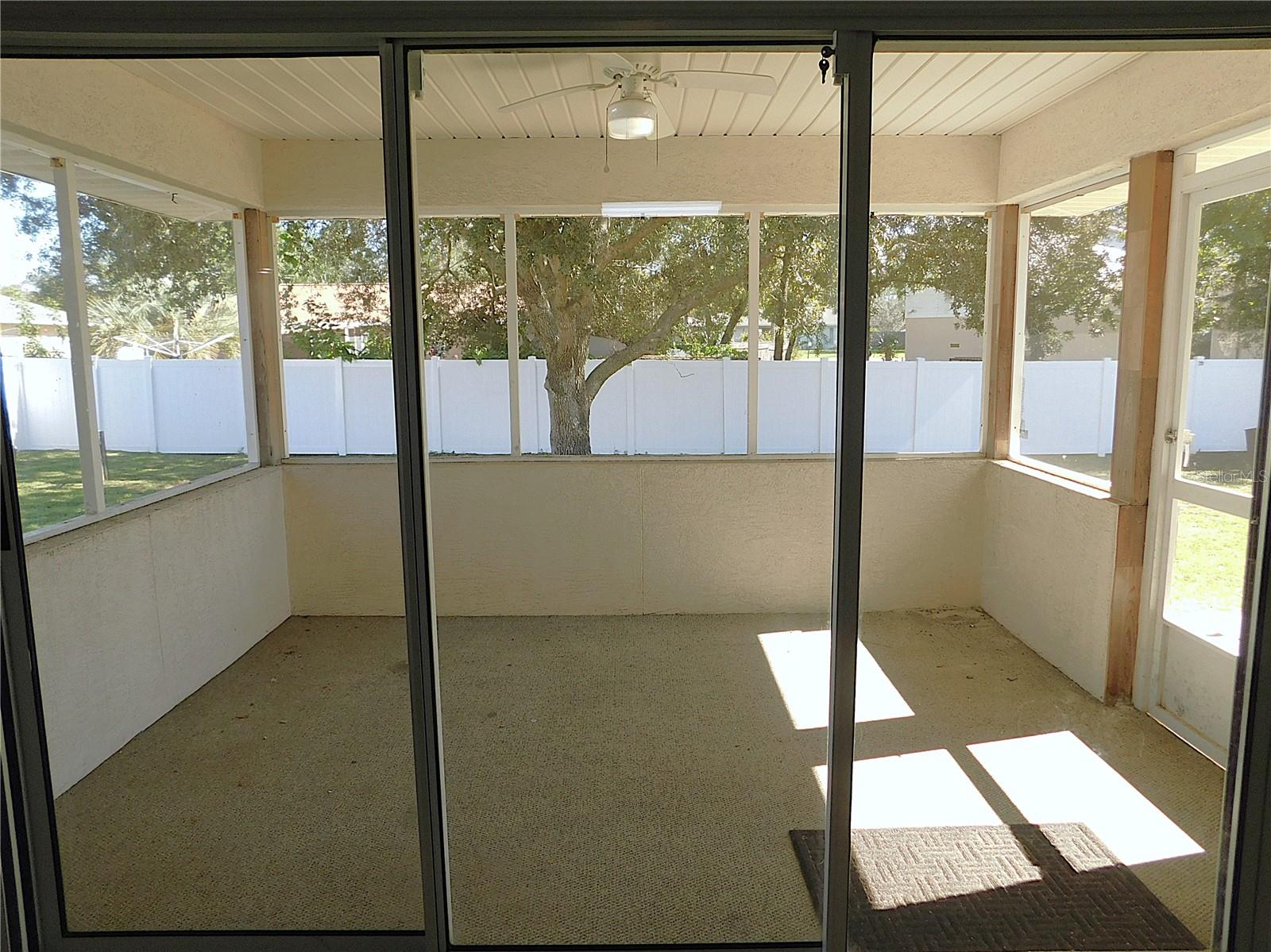 SILVER SPGS SHORES UN 20 - Residential