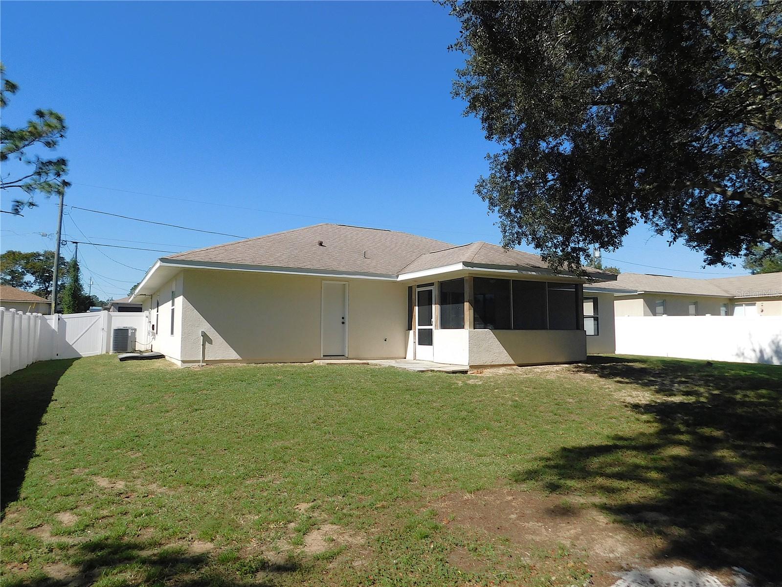 SILVER SPGS SHORES UN 20 - Residential