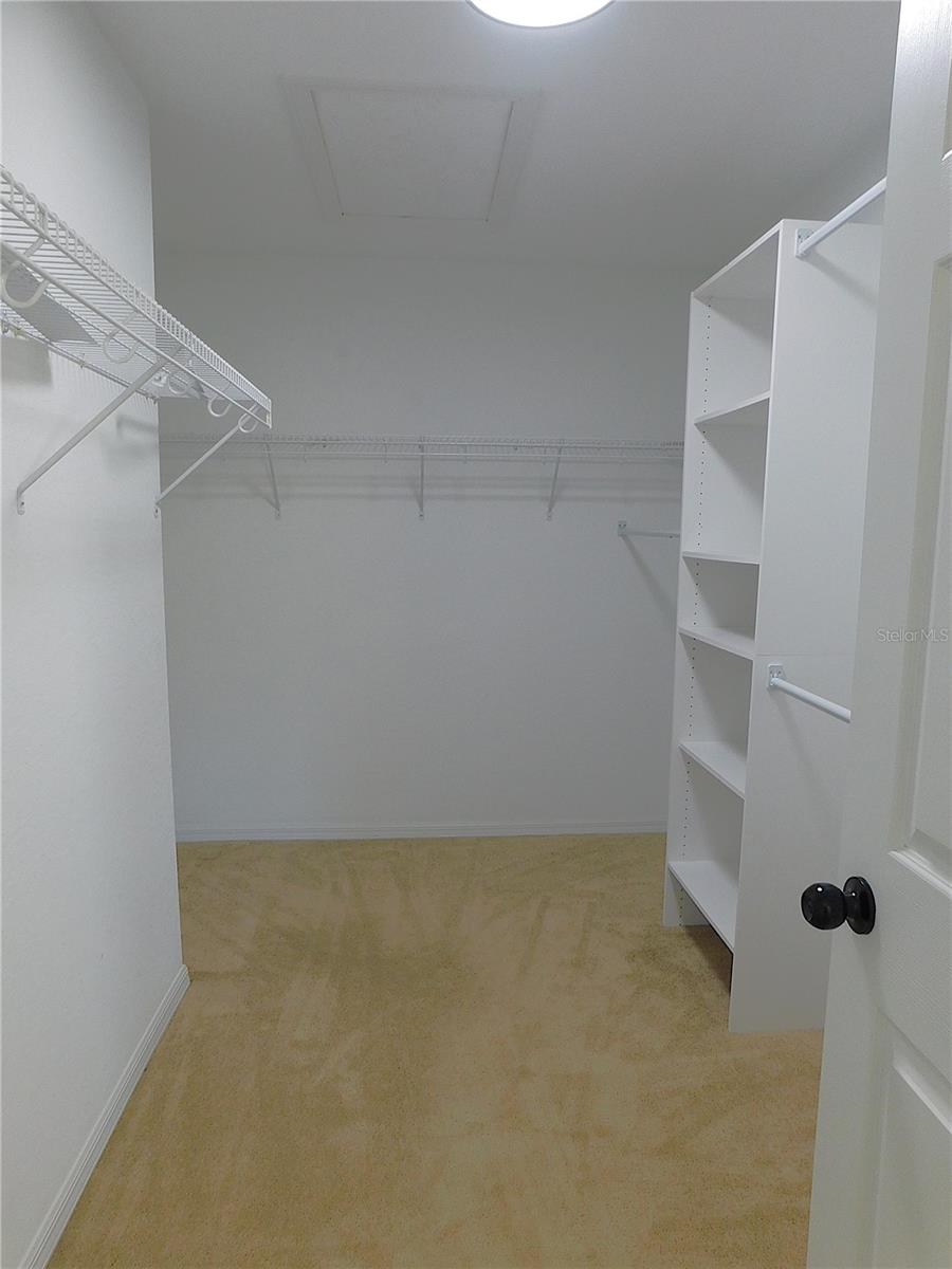 SILVER SPGS SHORES UN 20 - Residential