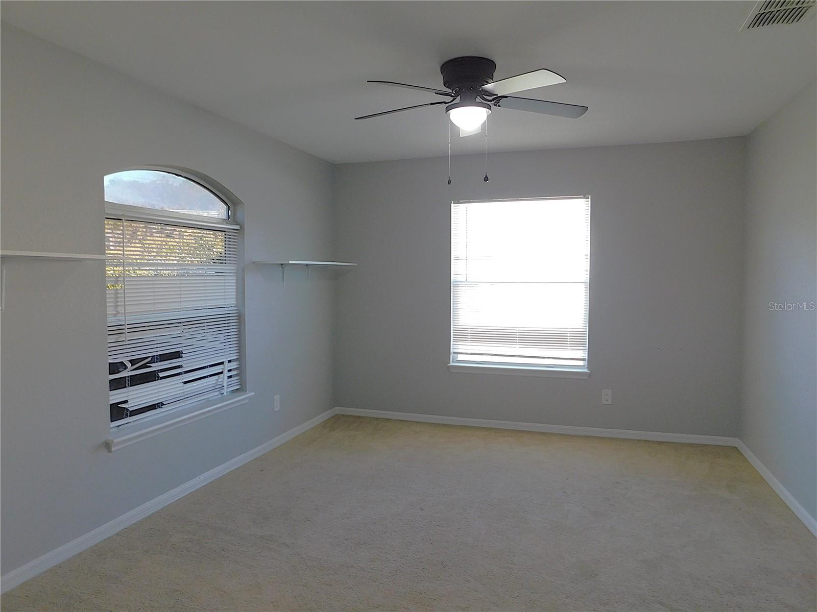 SILVER SPGS SHORES UN 20 - Residential