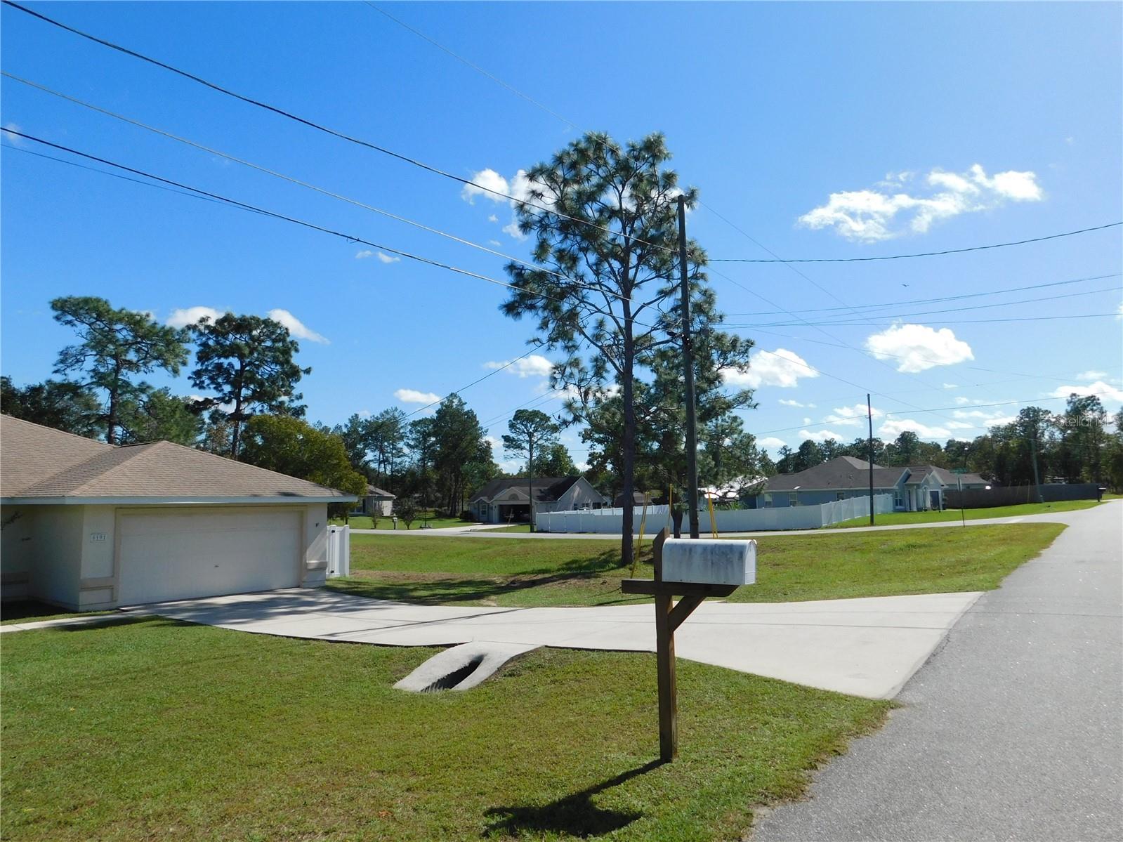 SILVER SPGS SHORES UN 20 - Residential