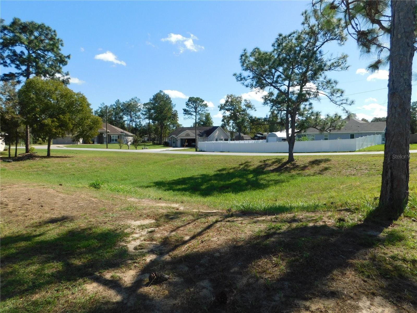 SILVER SPGS SHORES UN 20 - Residential