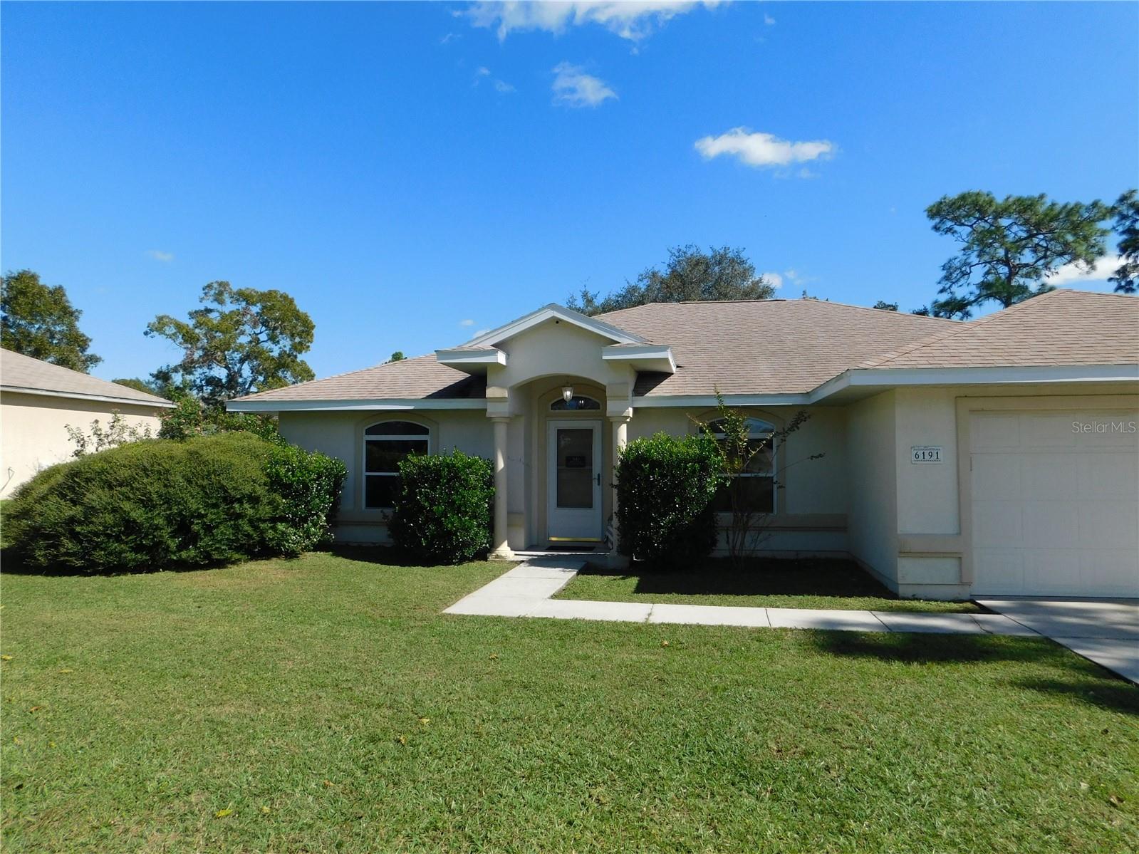 SILVER SPGS SHORES UN 20 - Residential